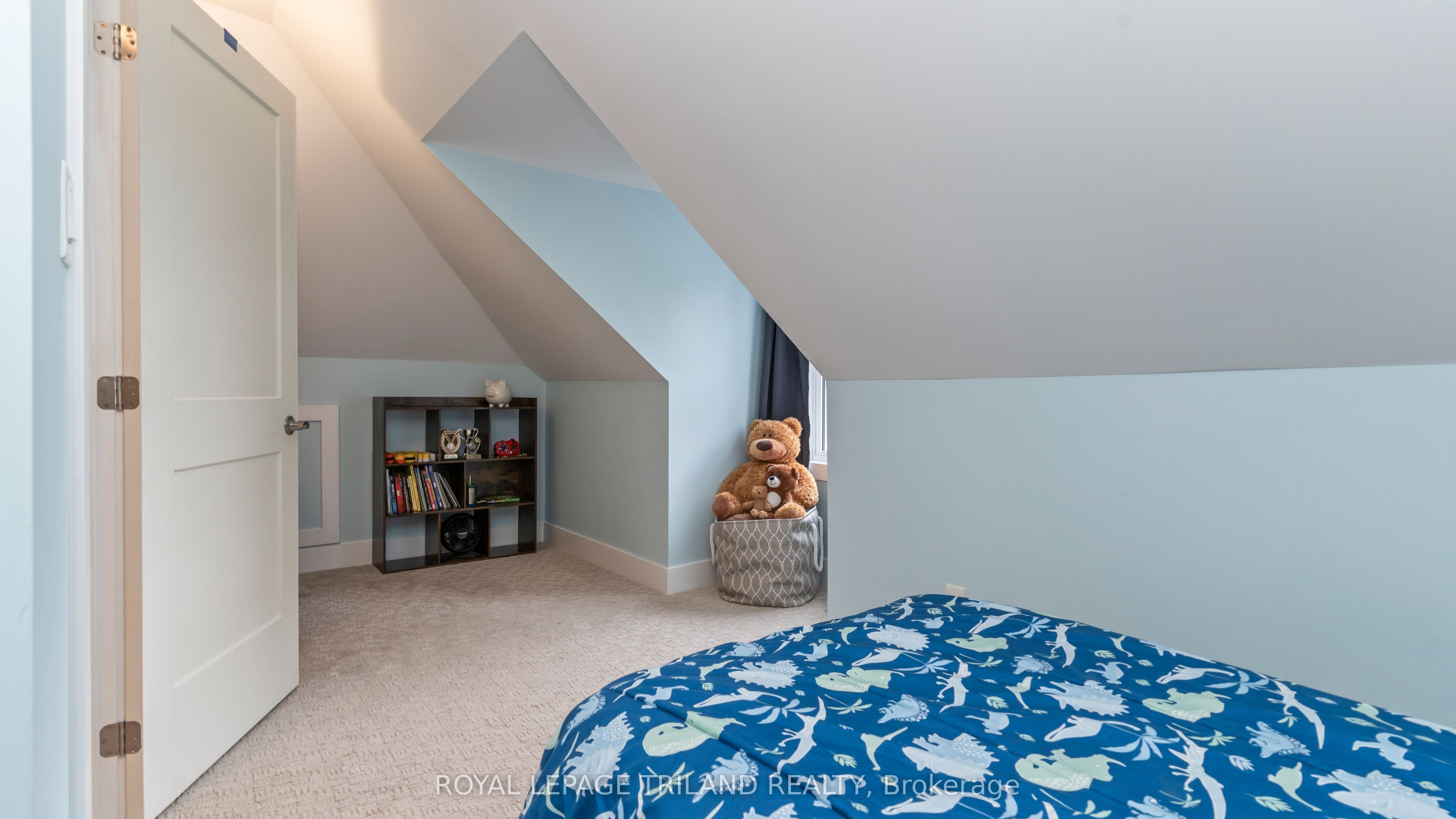 282 Ross Street Property Photo 31