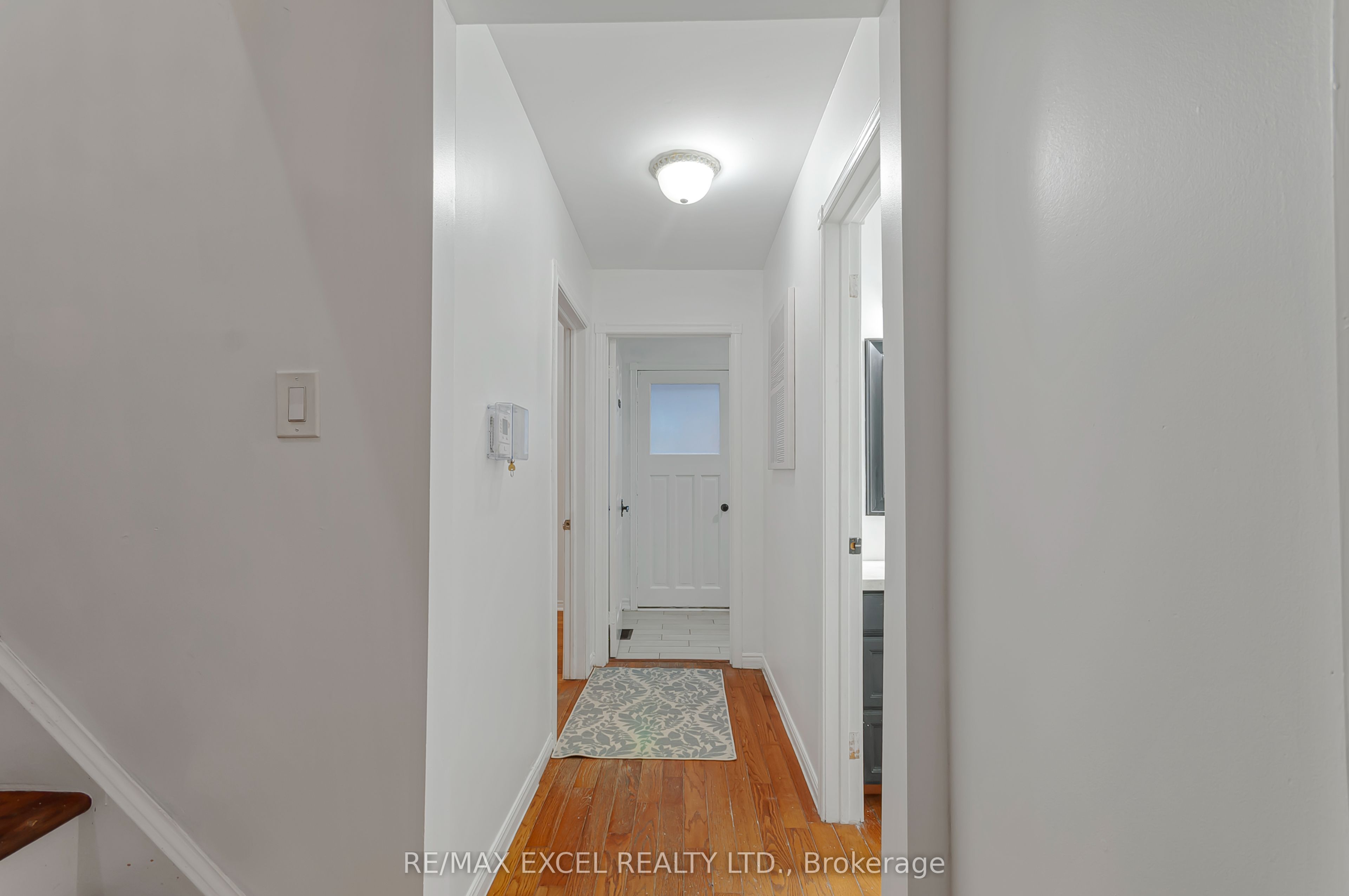 218 Angeline Street N Property Photo 47