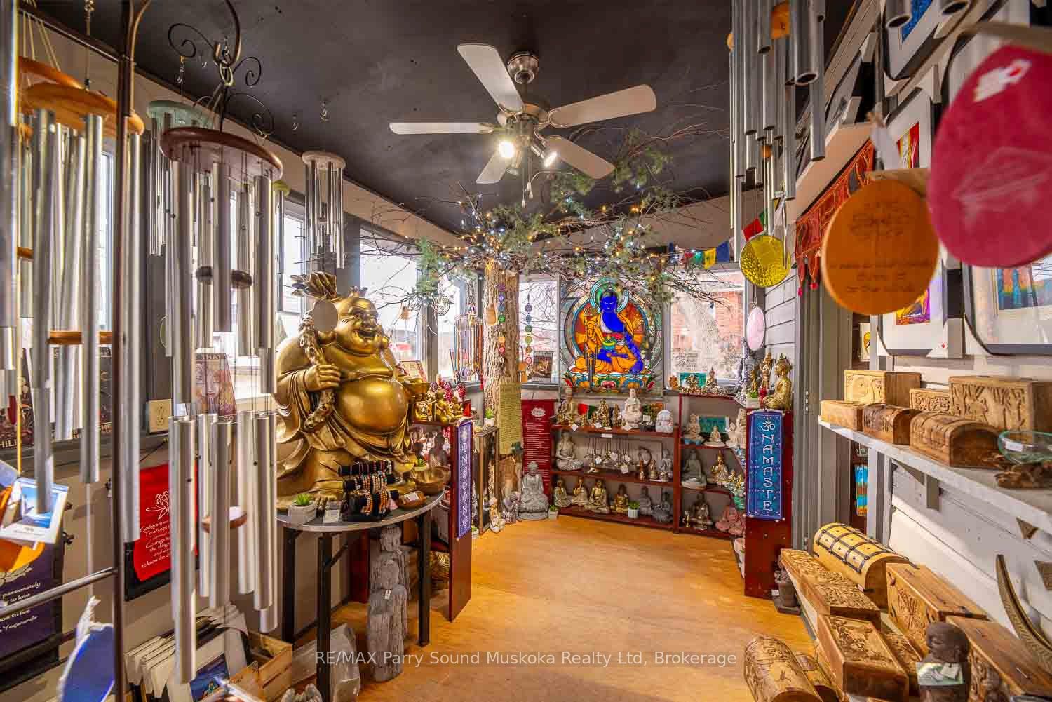 156 Ontario Street Property Photo 6