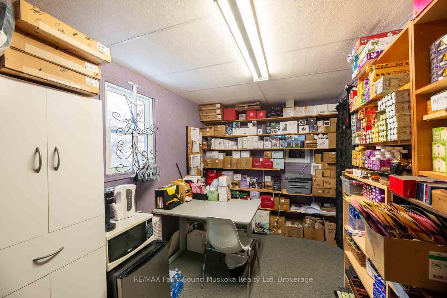 156 Ontario Street Property Photo 12