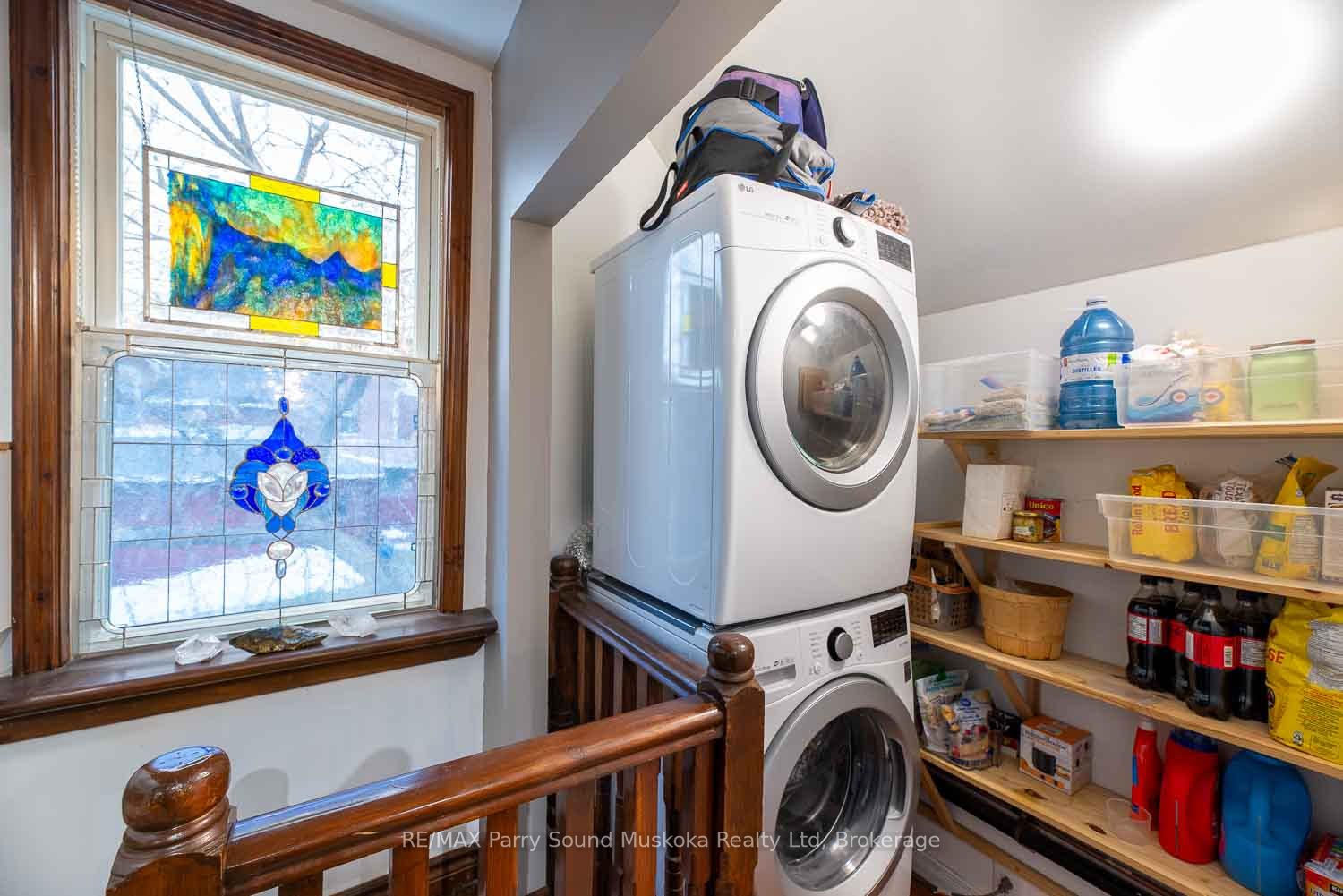 156 Ontario Street Property Photo 21