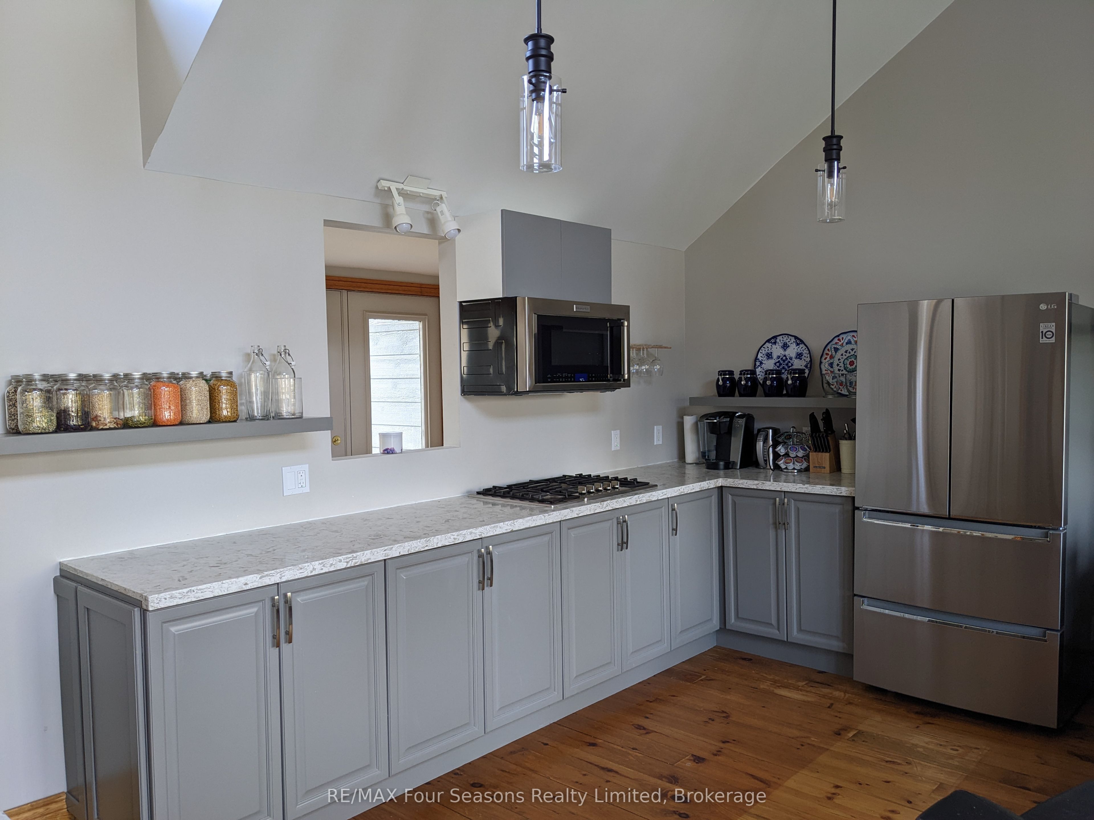 103 Robertson Avenue Property Photo 4