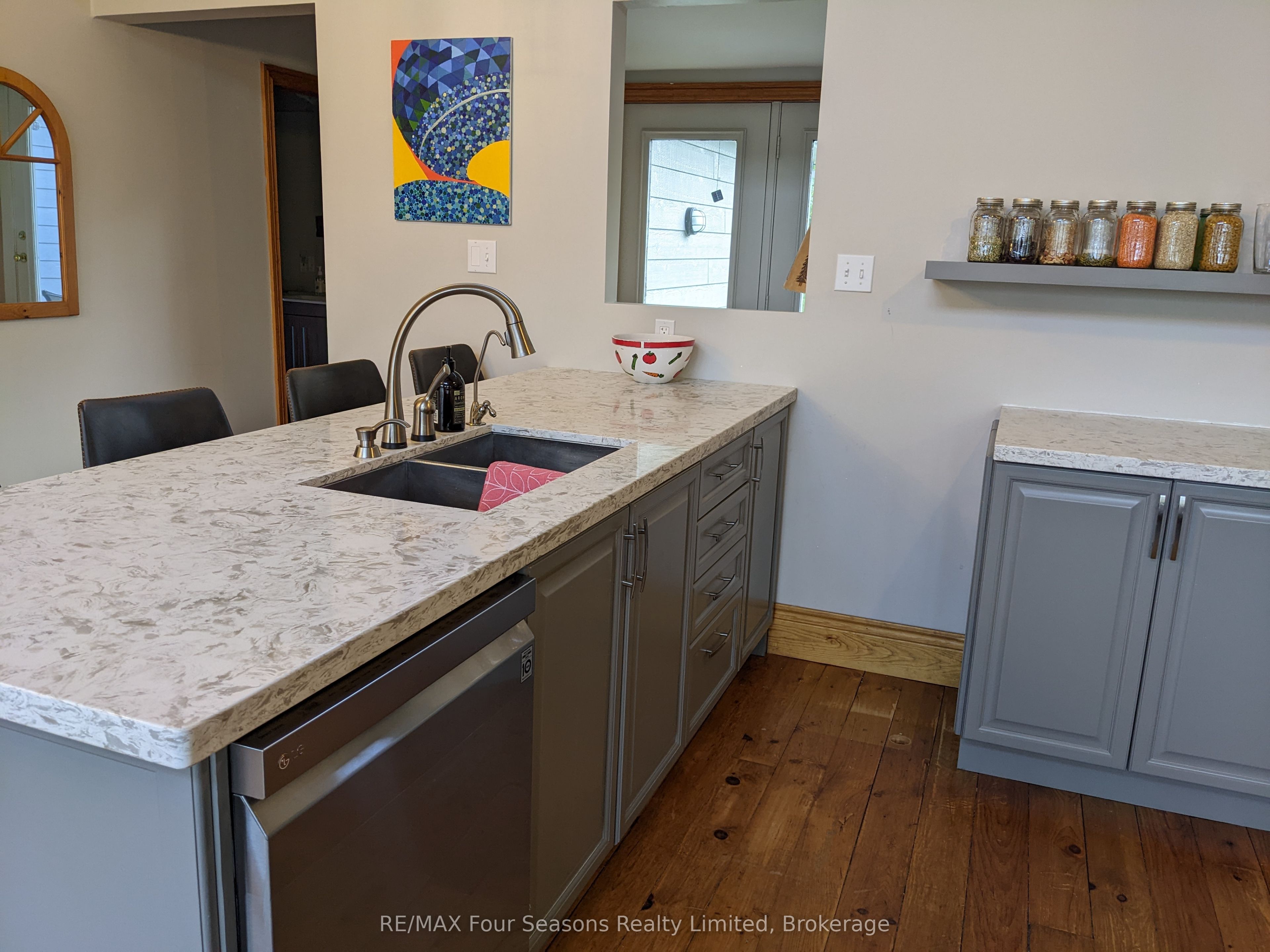 103 Robertson Avenue Property Photo 5