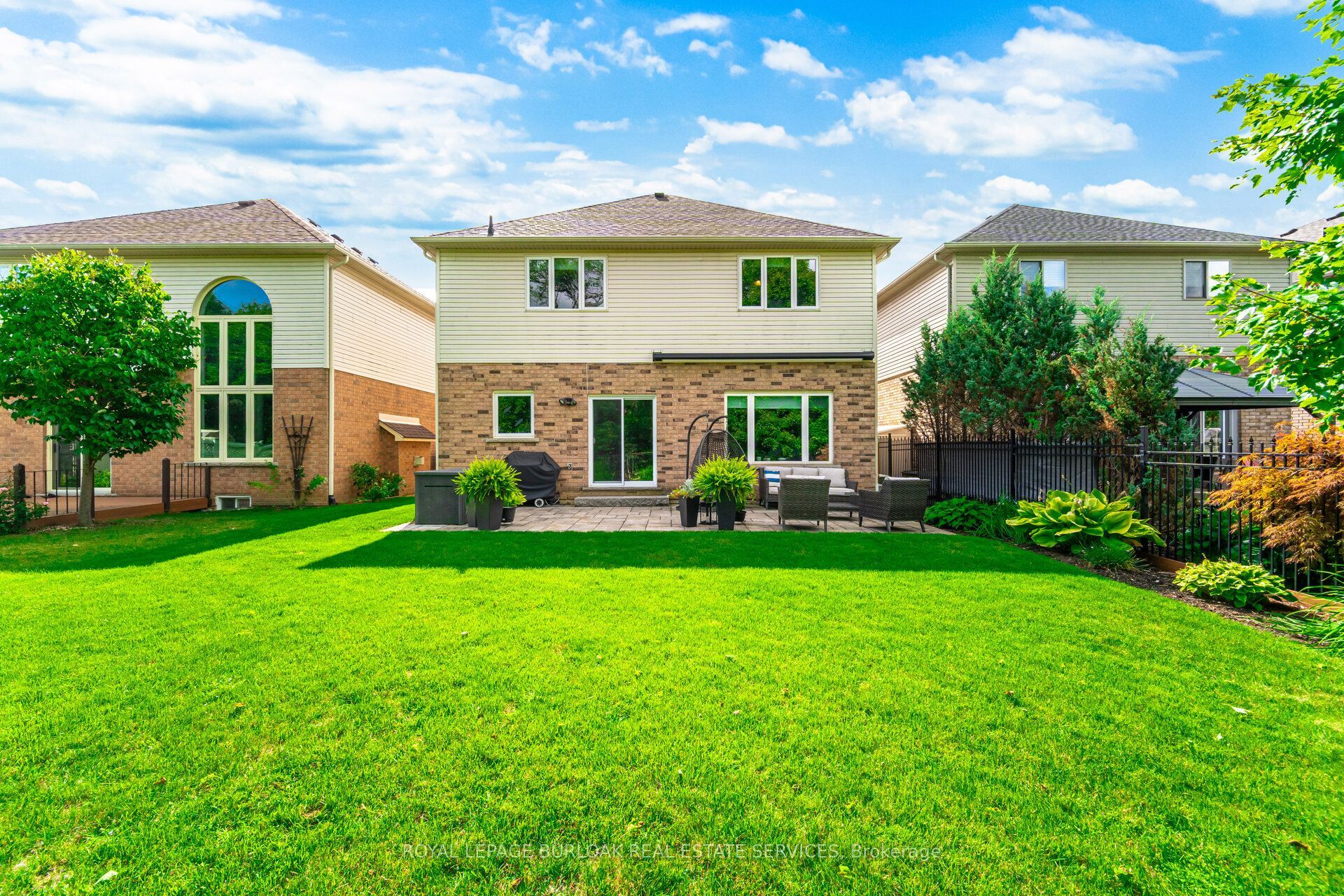 84 Meadowbank Drive Property Photo 44