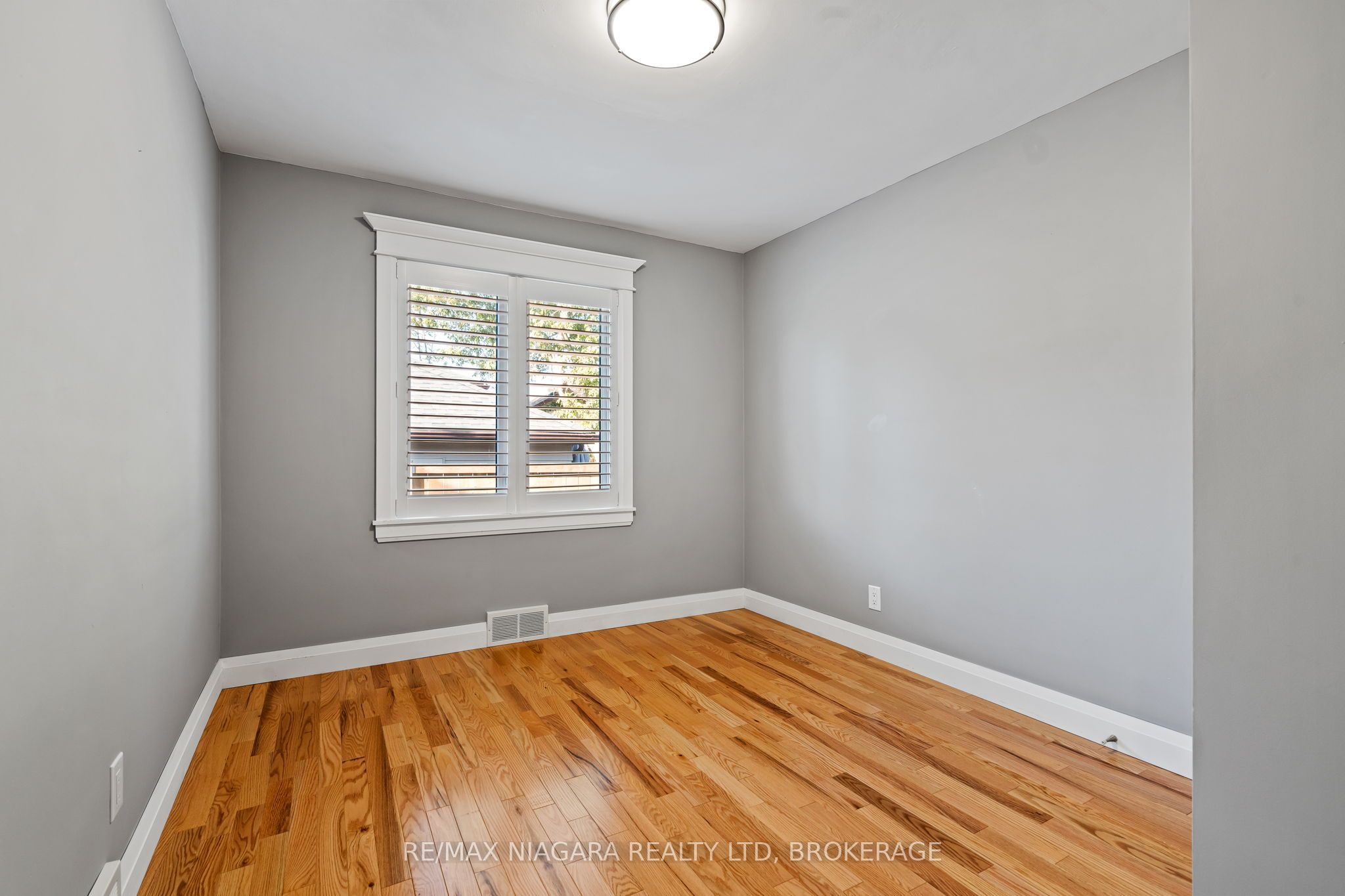 9 Ghent Street Property Photo 14