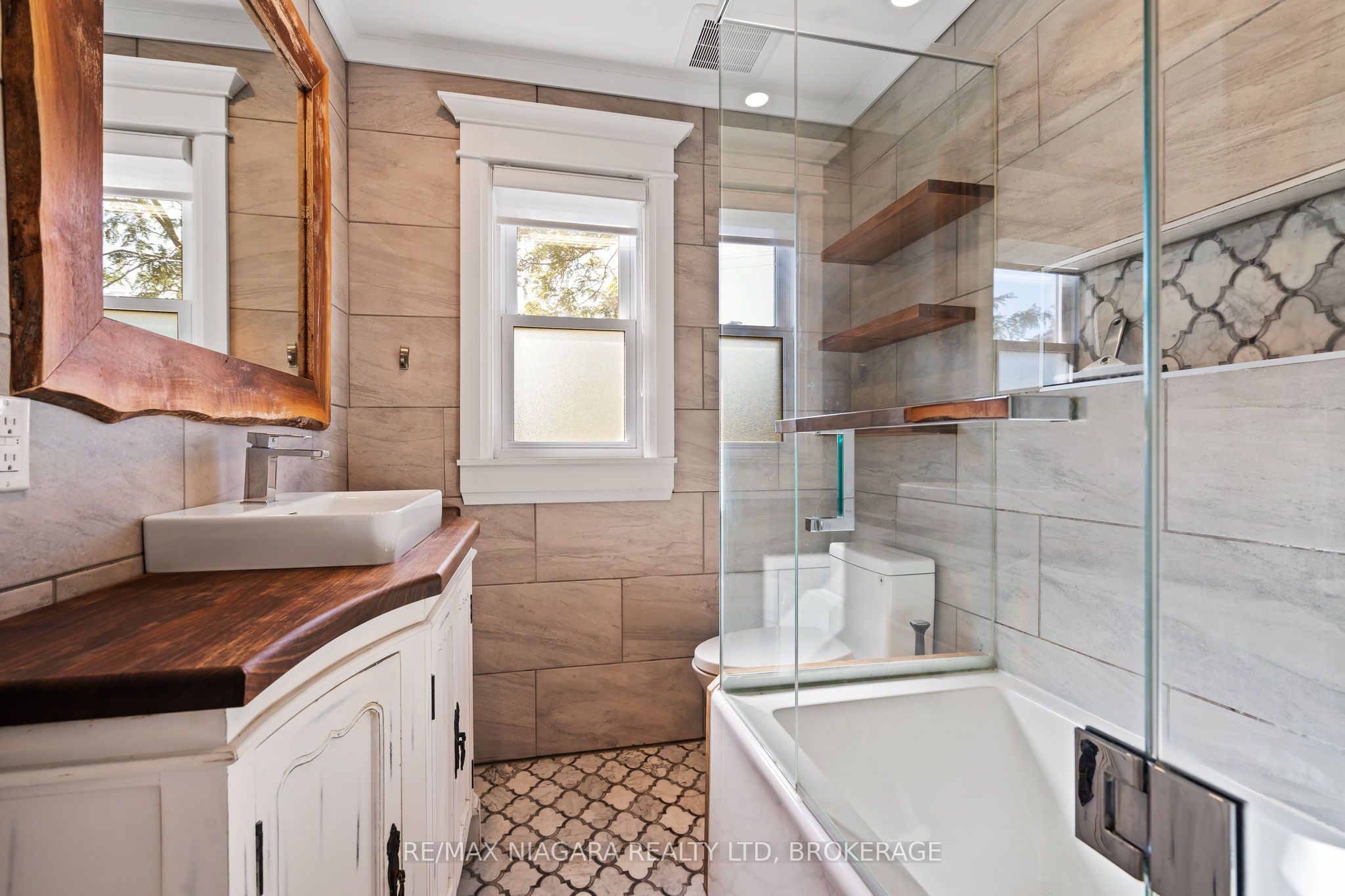 9 Ghent Street Property Photo 16