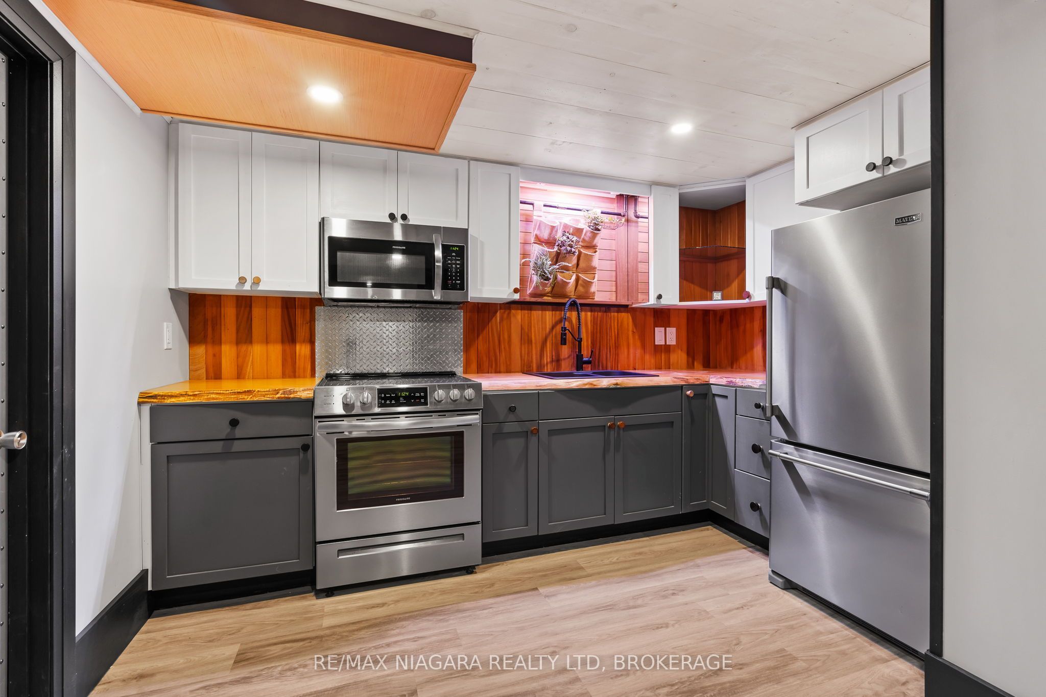 9 Ghent Street Property Photo 20