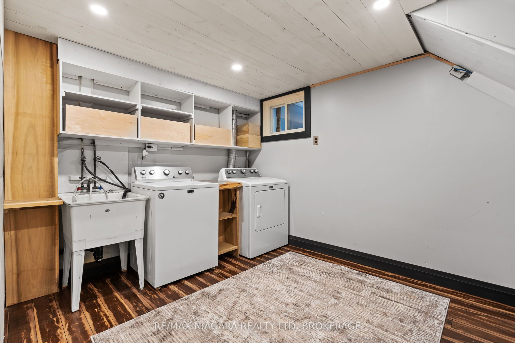 9 Ghent Street Property Photo 27