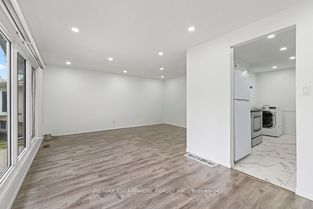 24 Tara Crescent Property Photo 31