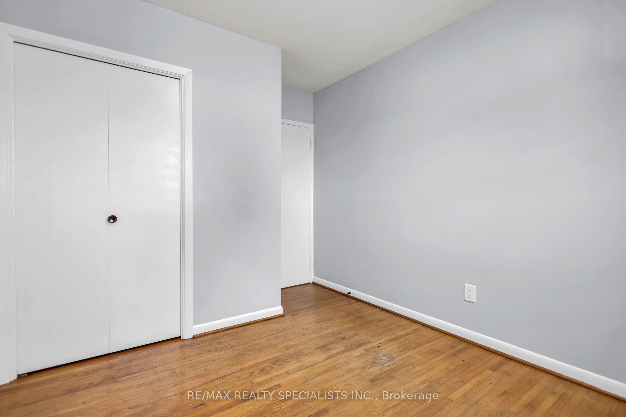 27 Toulon Crescent Property Photo 33