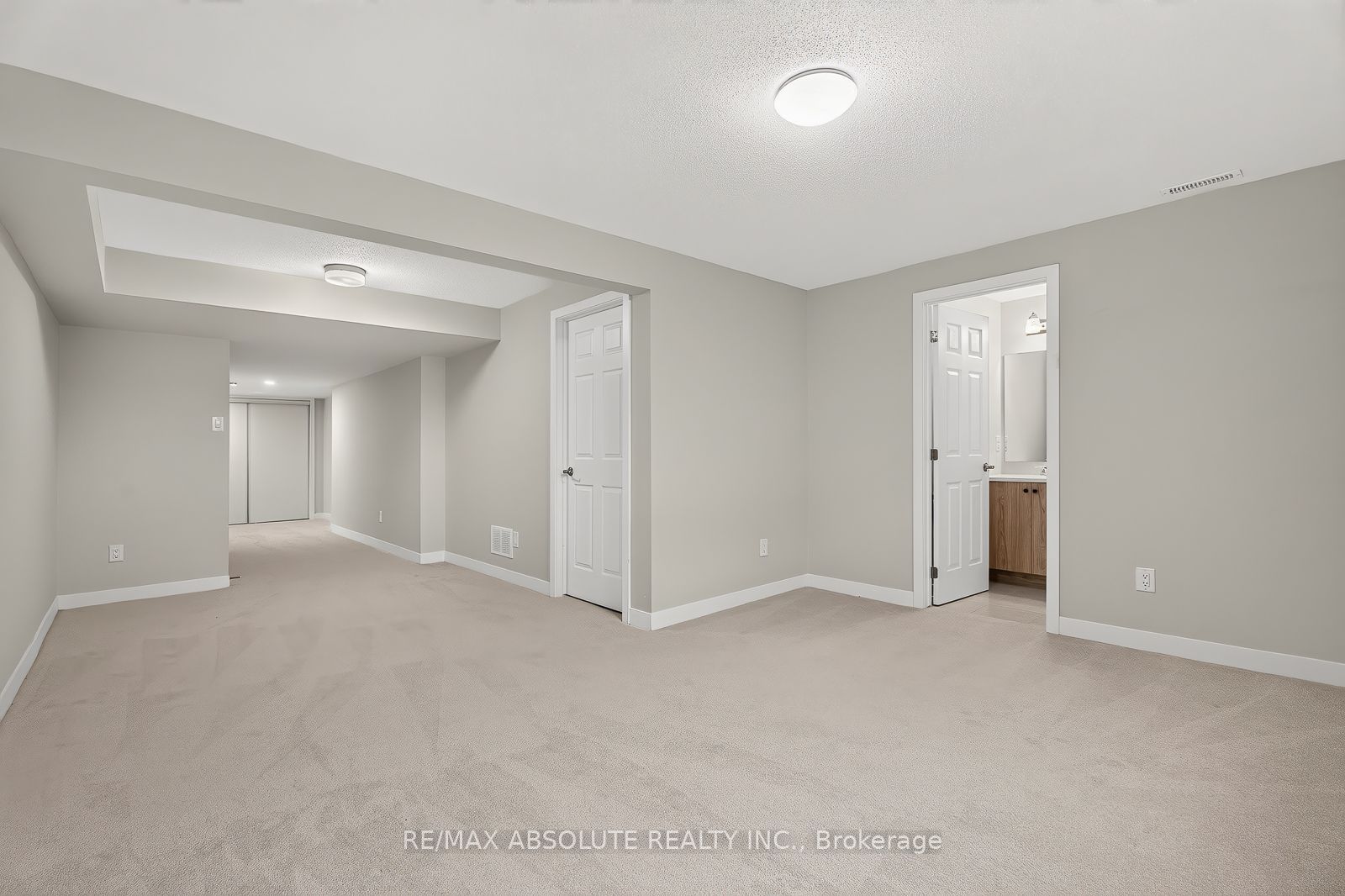 235 Billrian Crescent Property Photo 27
