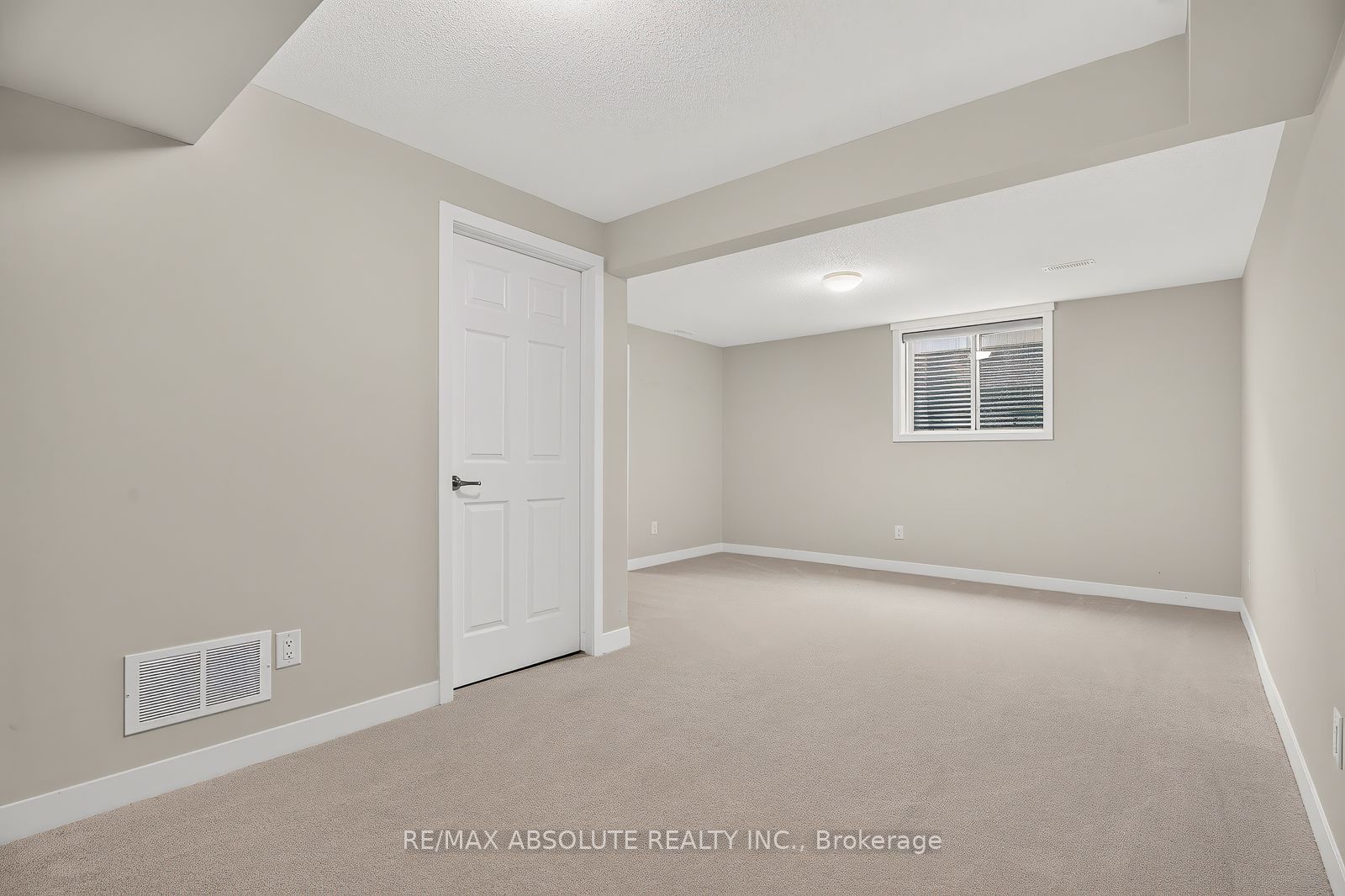 235 Billrian Crescent Property Photo 28