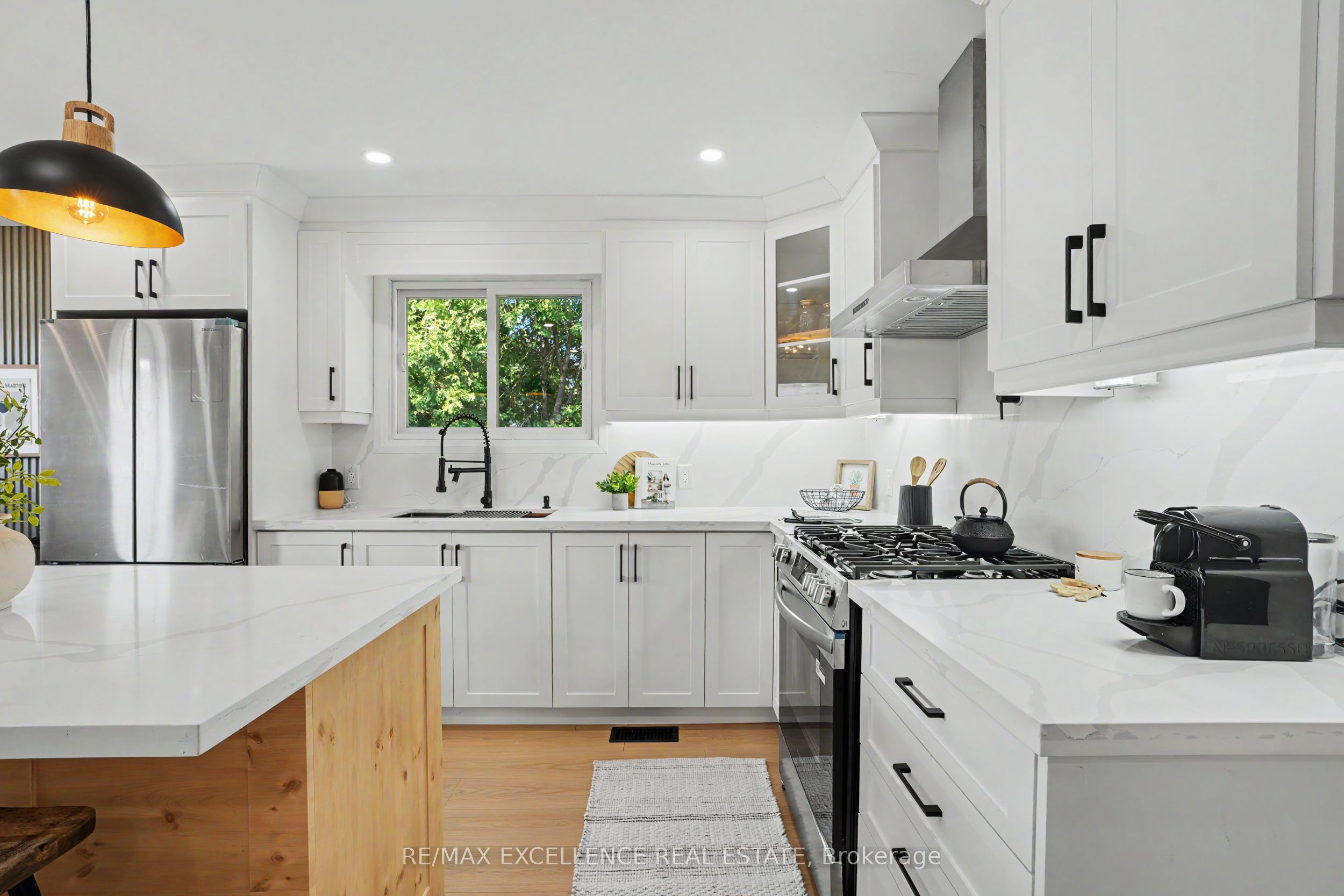 311 East 14th Street Property Photo 13