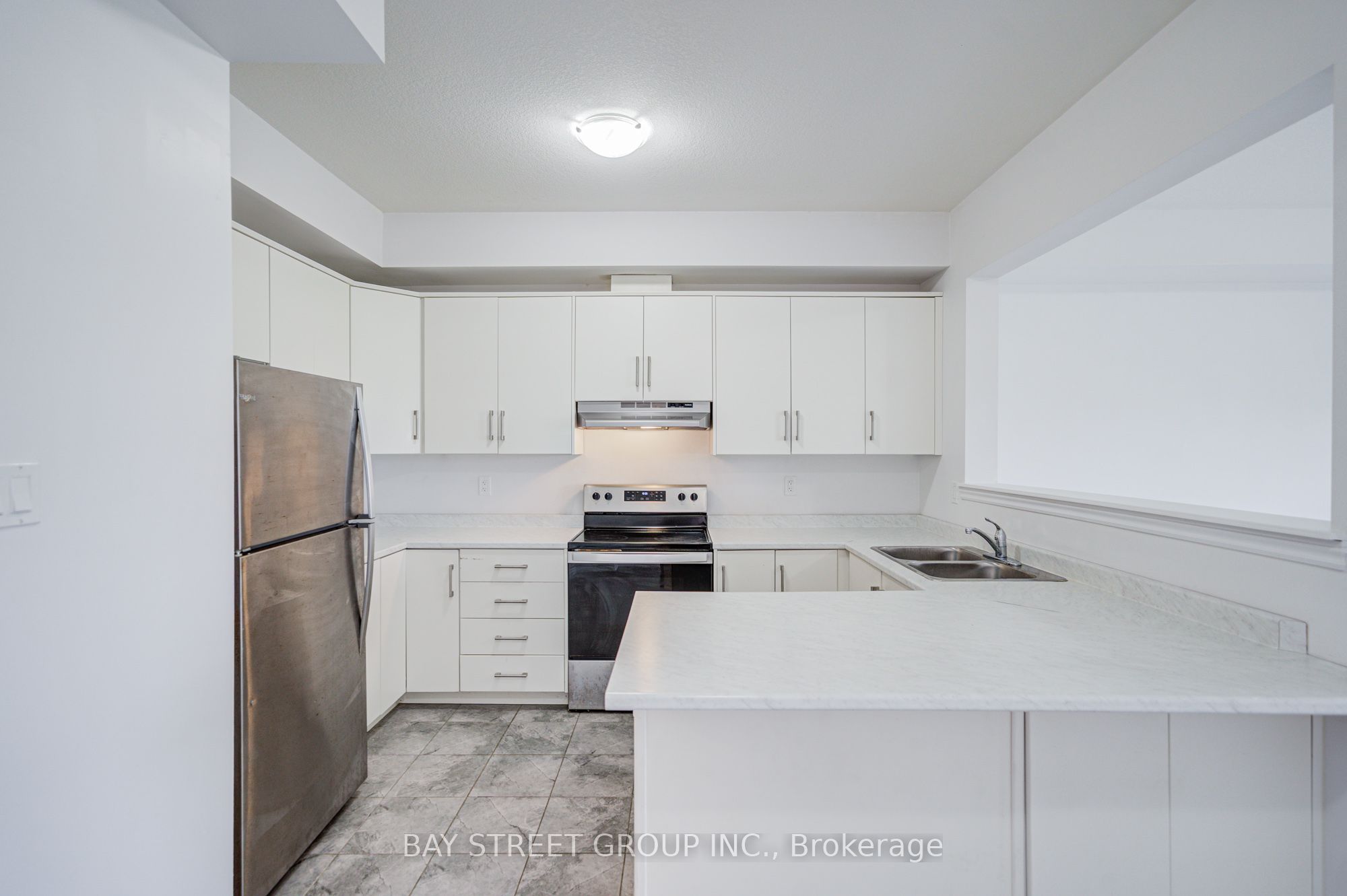 10 Elsegood Drive Property Photo 10