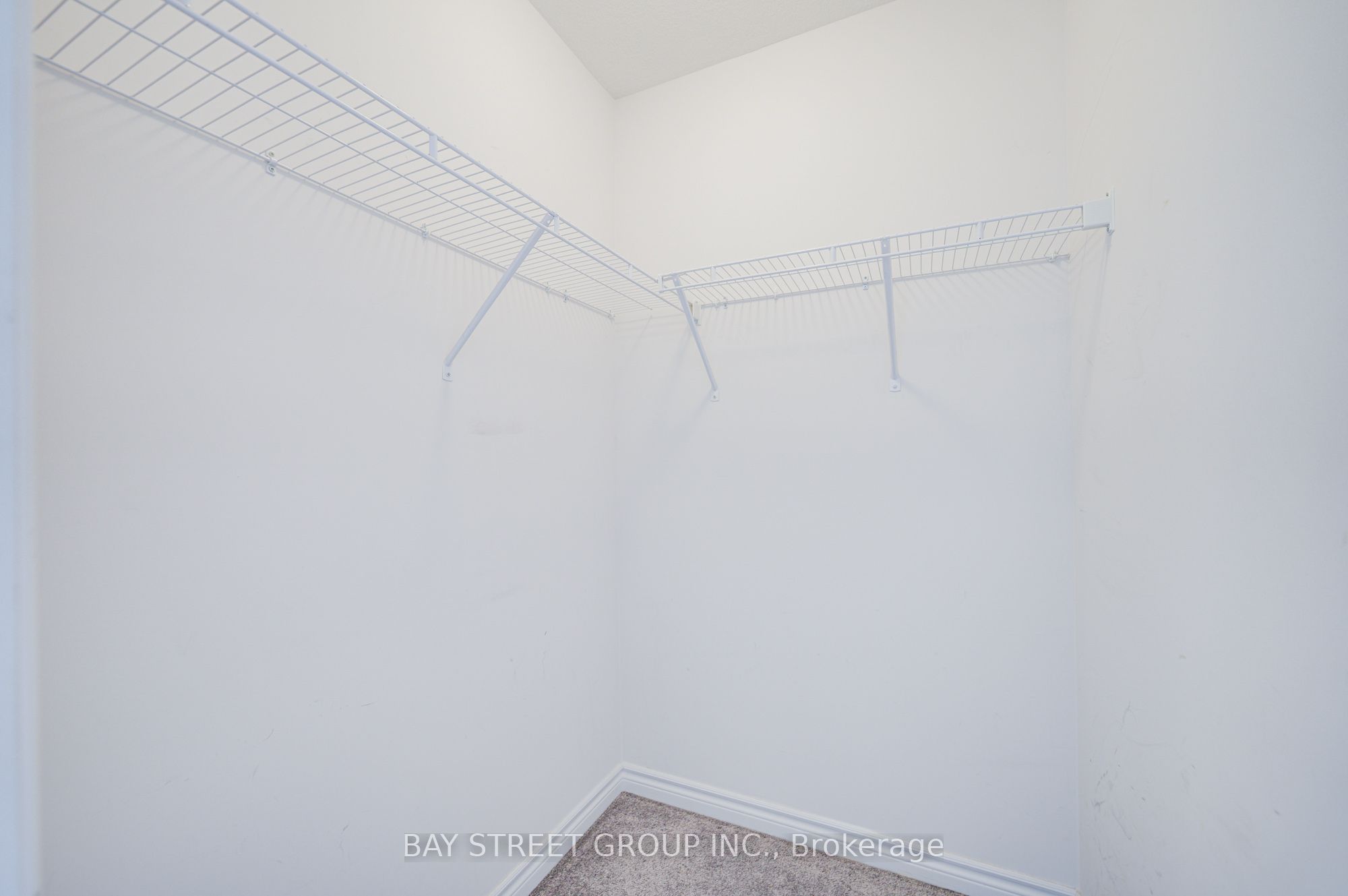 10 Elsegood Drive Property Photo 25