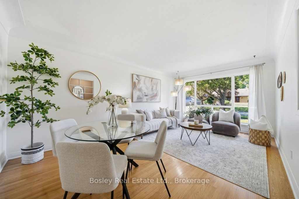 18 Maywood Road Property Photo 3