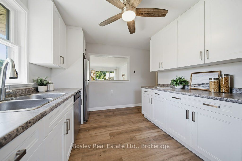 18 Maywood Road Property Photo 10