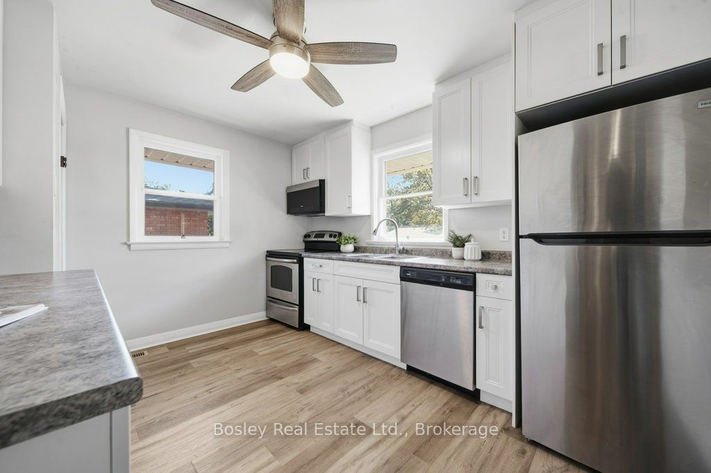 18 Maywood Road Property Photo 12