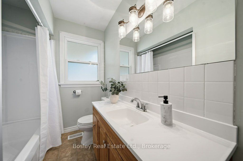 18 Maywood Road Property Photo 20