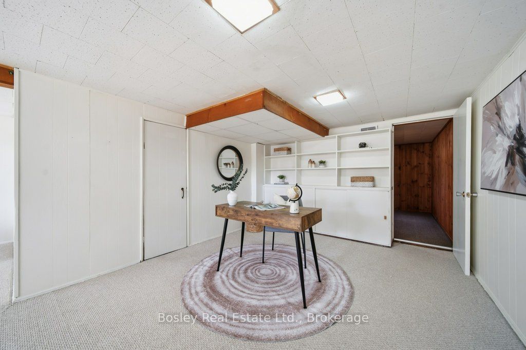 18 Maywood Road Property Photo 23