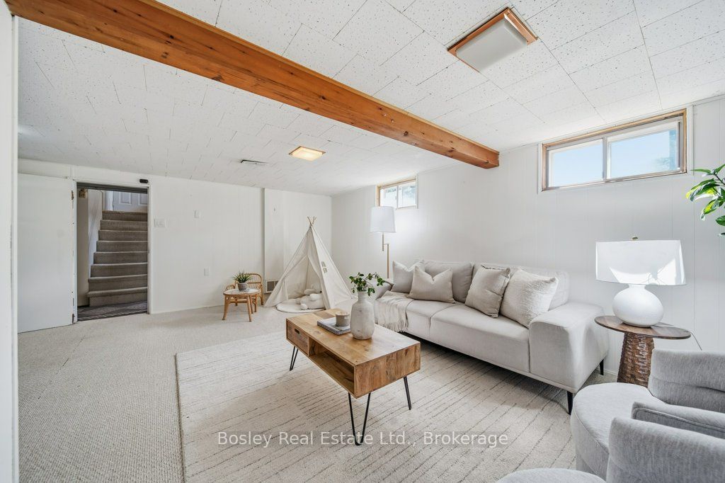 18 Maywood Road Property Photo 24