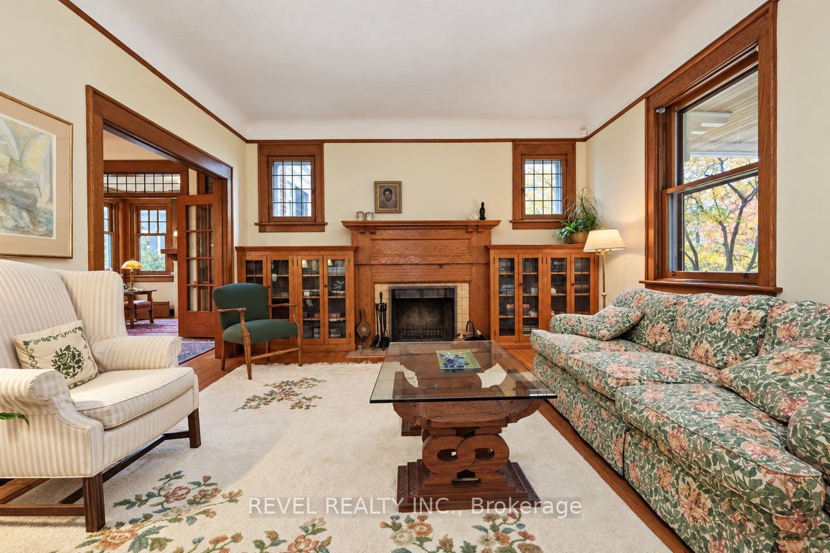 204 Clemow Avenue Property Photo 13