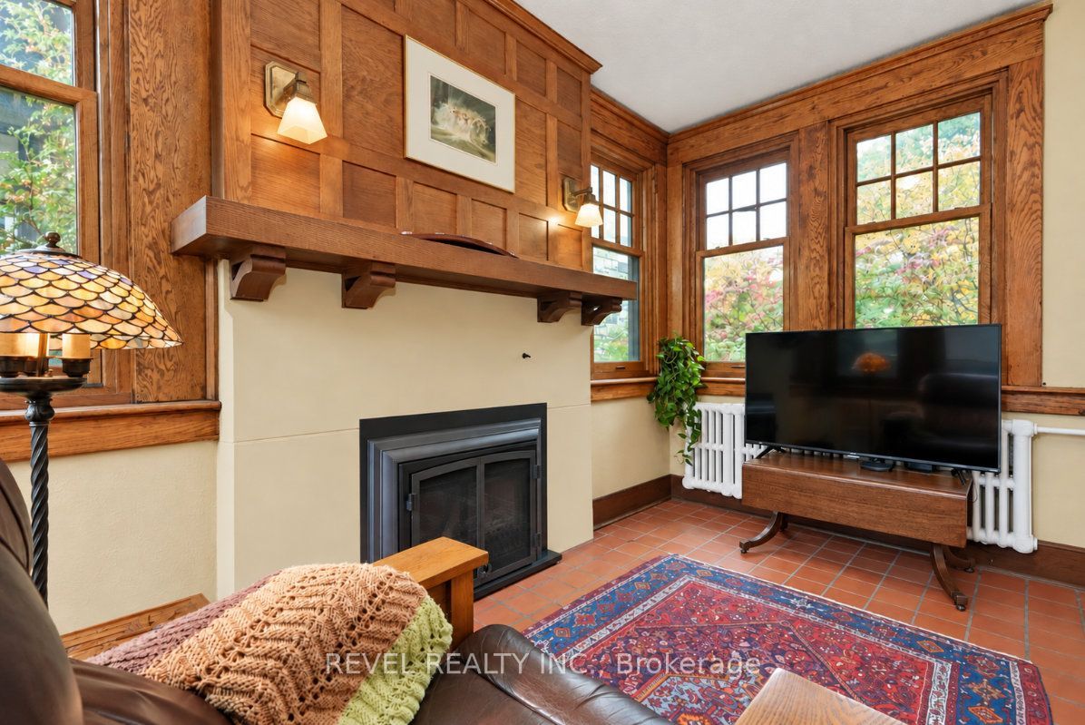204 Clemow Avenue Property Photo 26