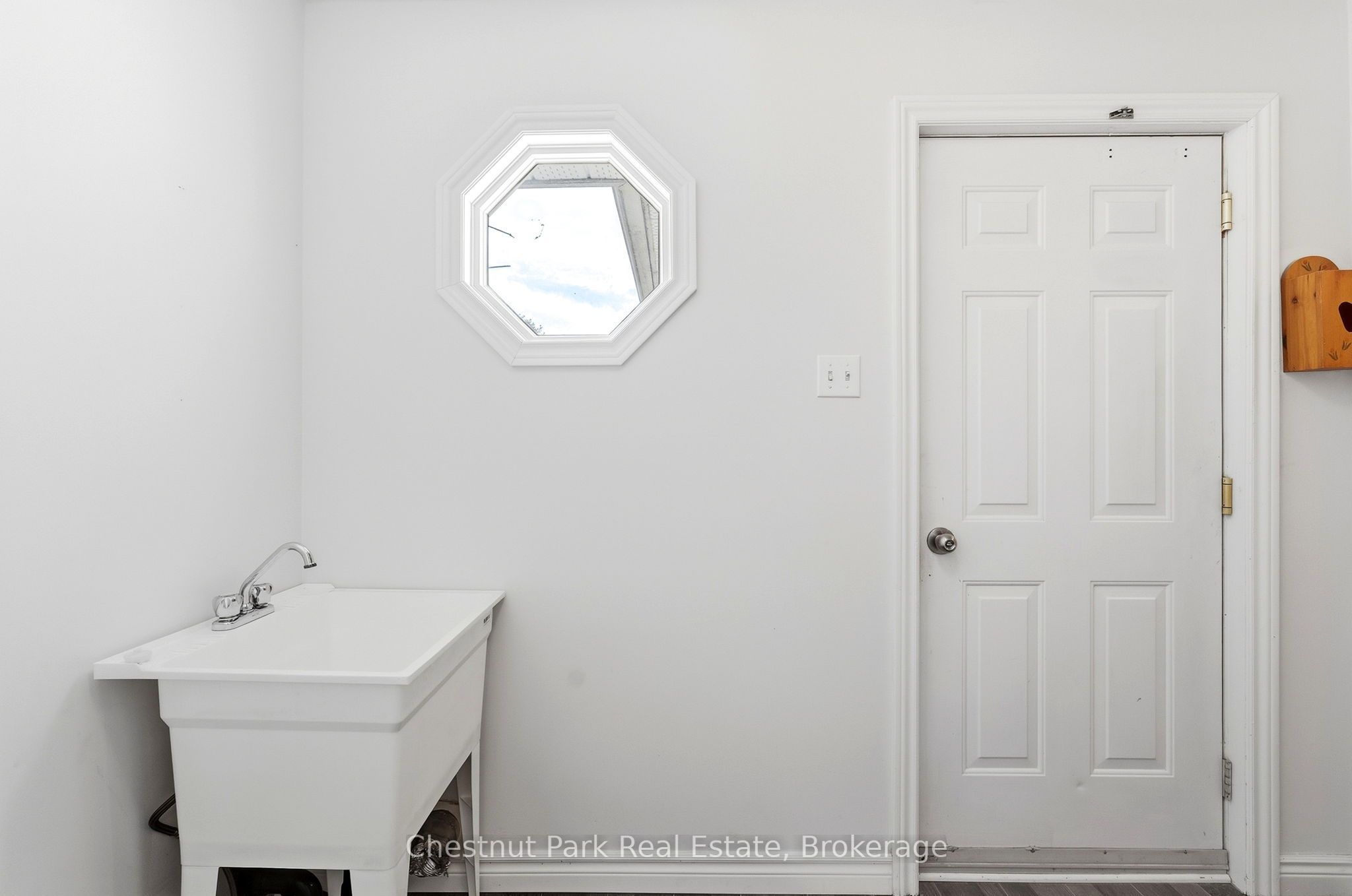 30 Catharine Crescent Property Photo 22