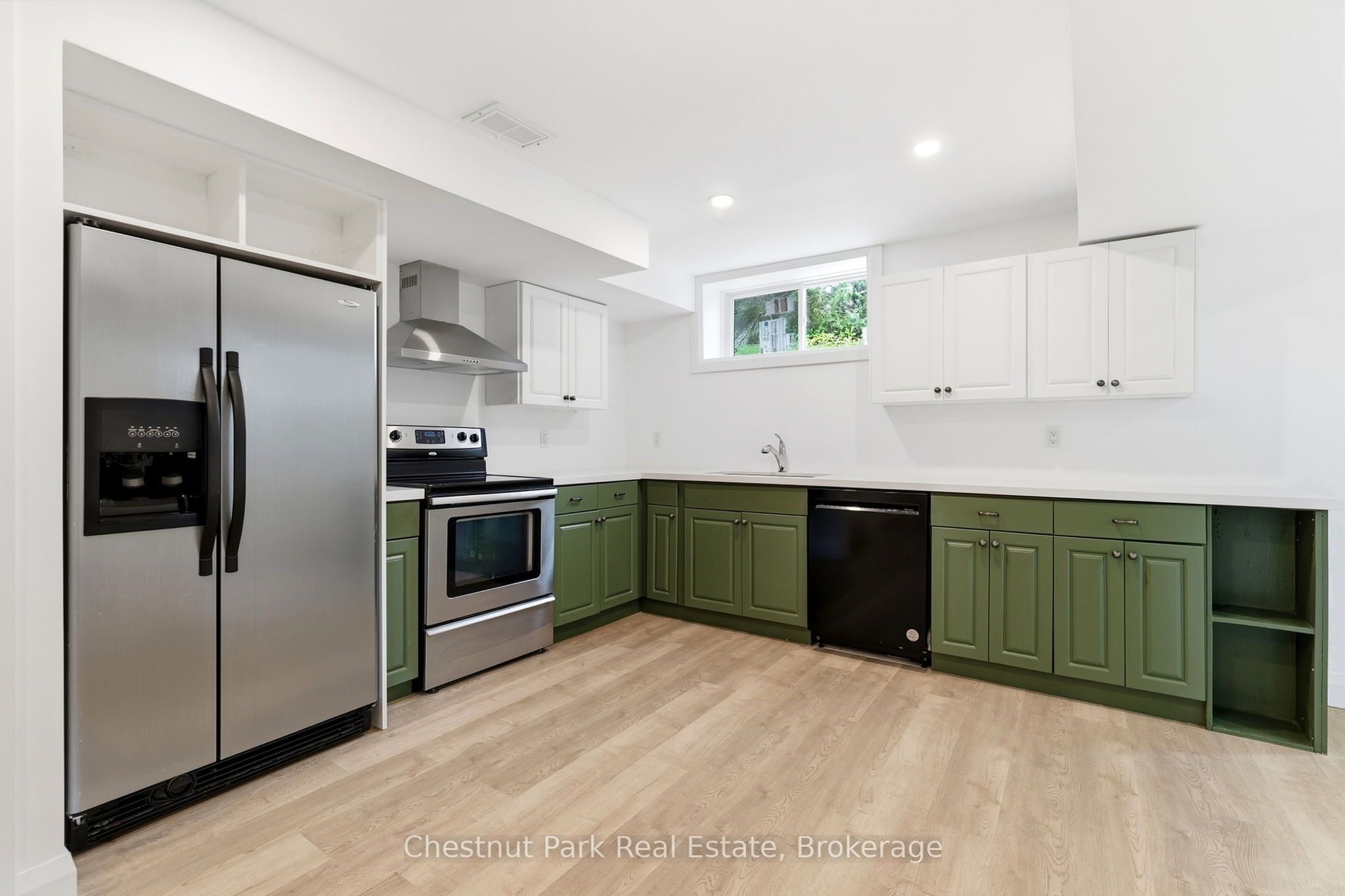 30 Catharine Crescent Property Photo 28