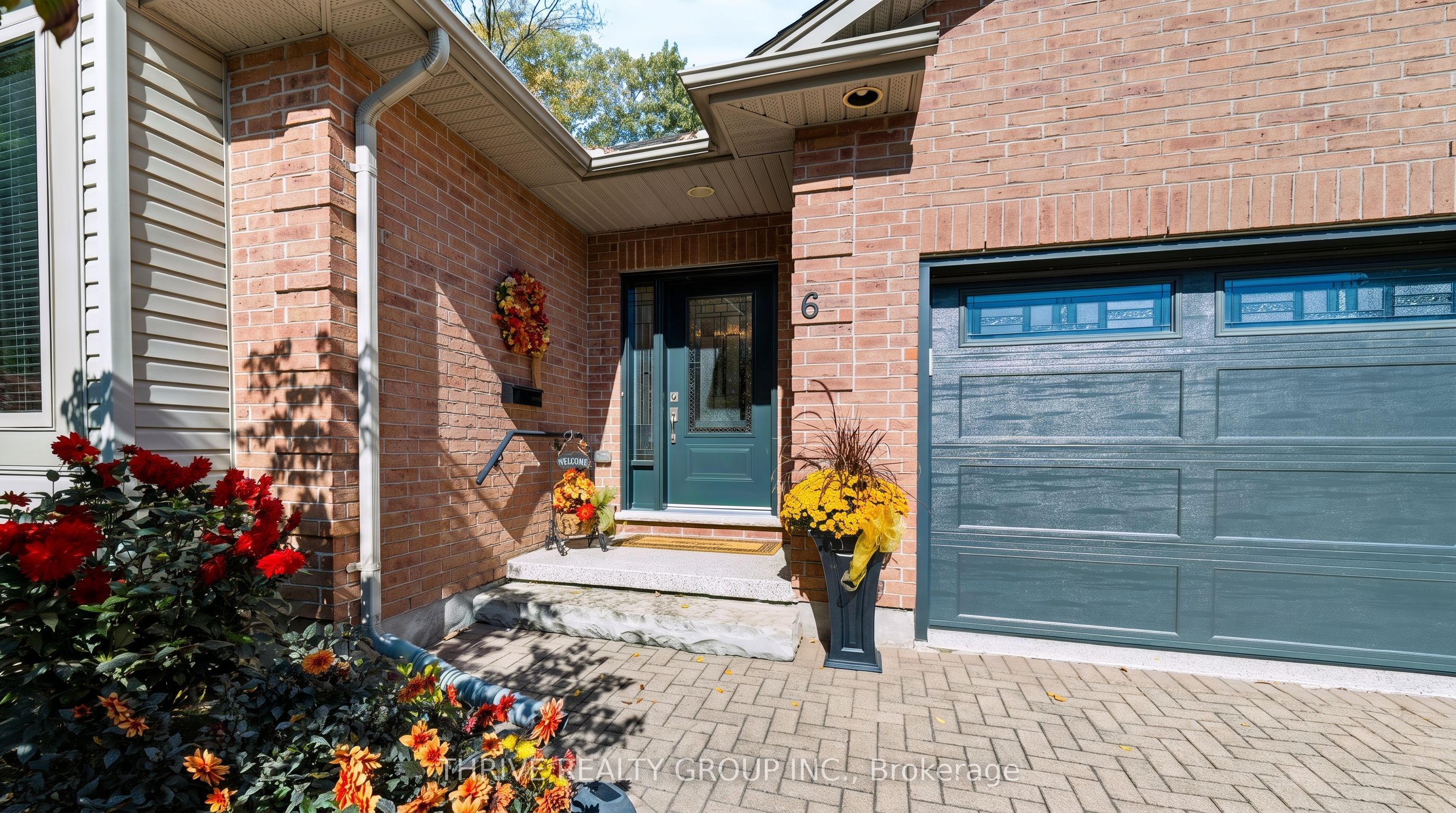 448 Commissioners Road E 6 Property Photo 6