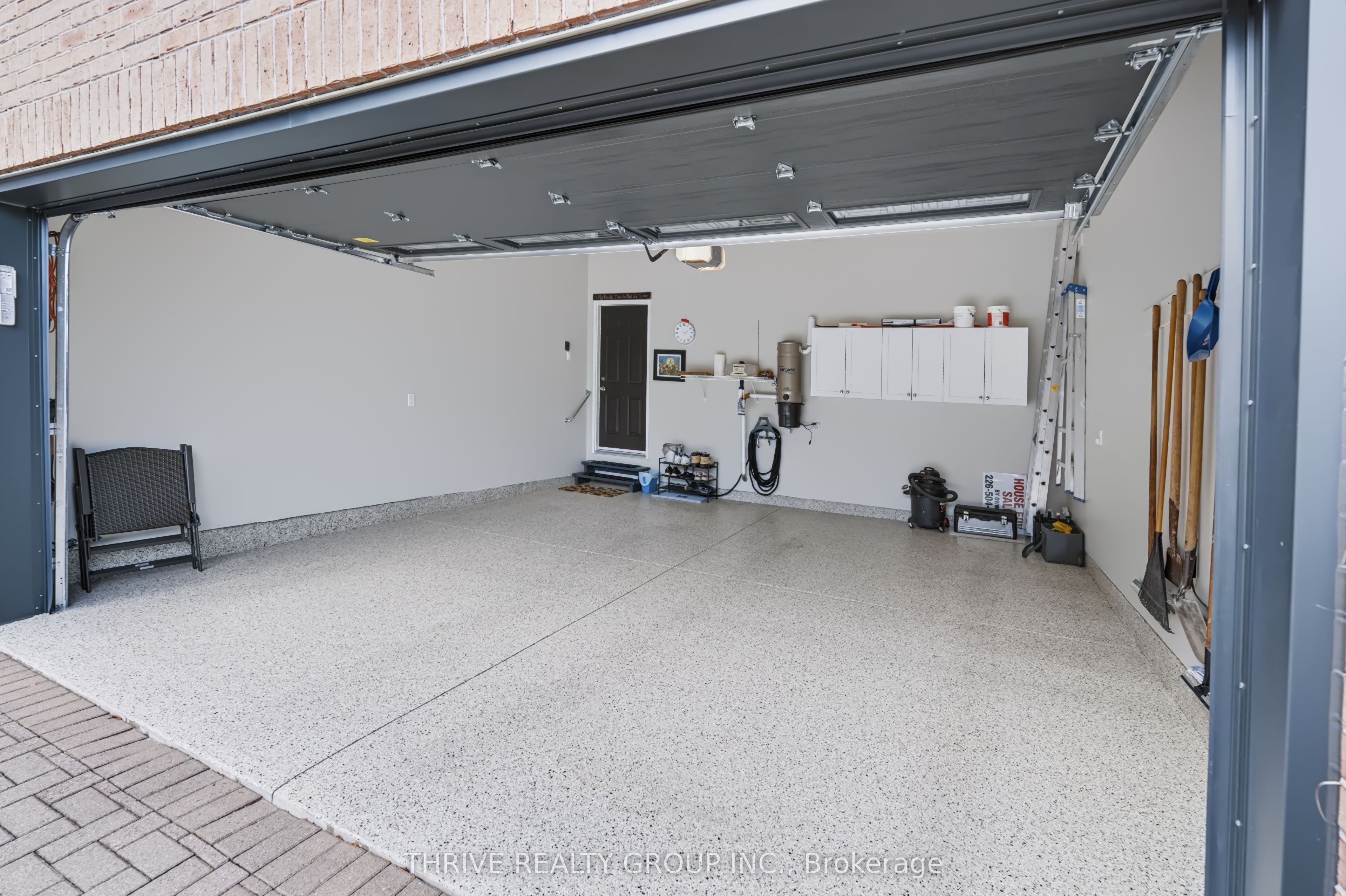 448 Commissioners Road E 6 Property Photo 43