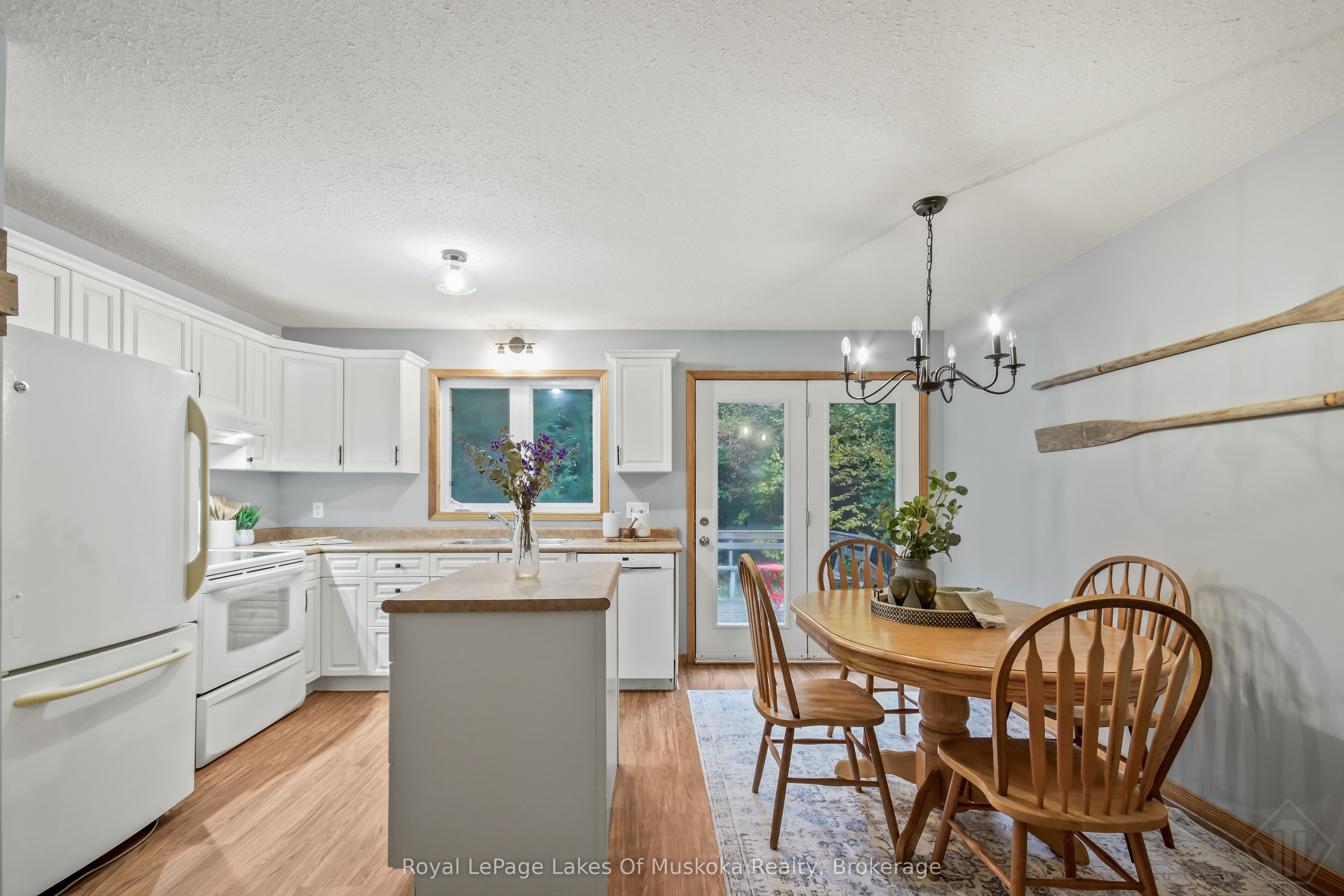 2726 Old Muskoka Road Property Photo 9