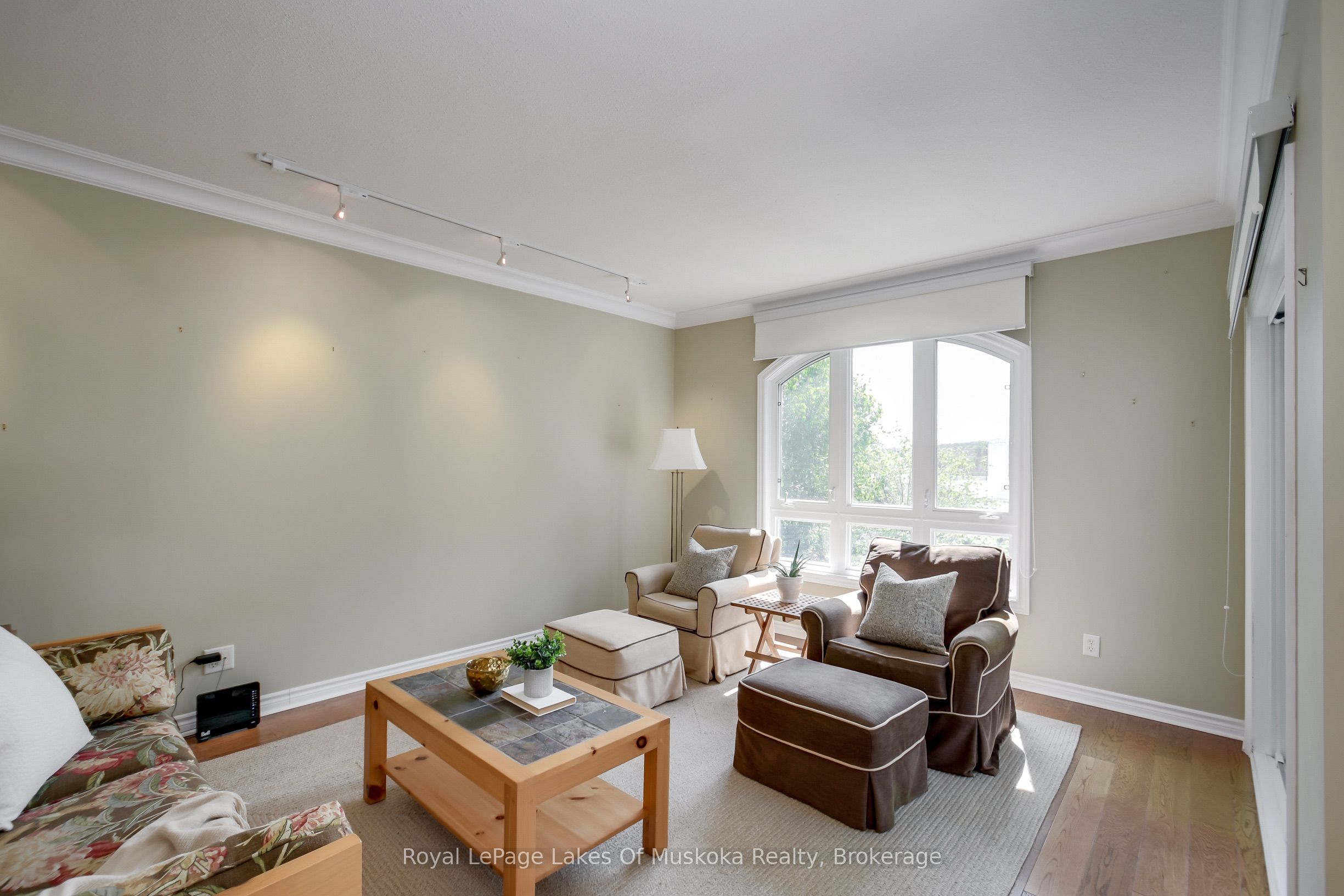 31 Dairy Lane 401 Property Photo 10