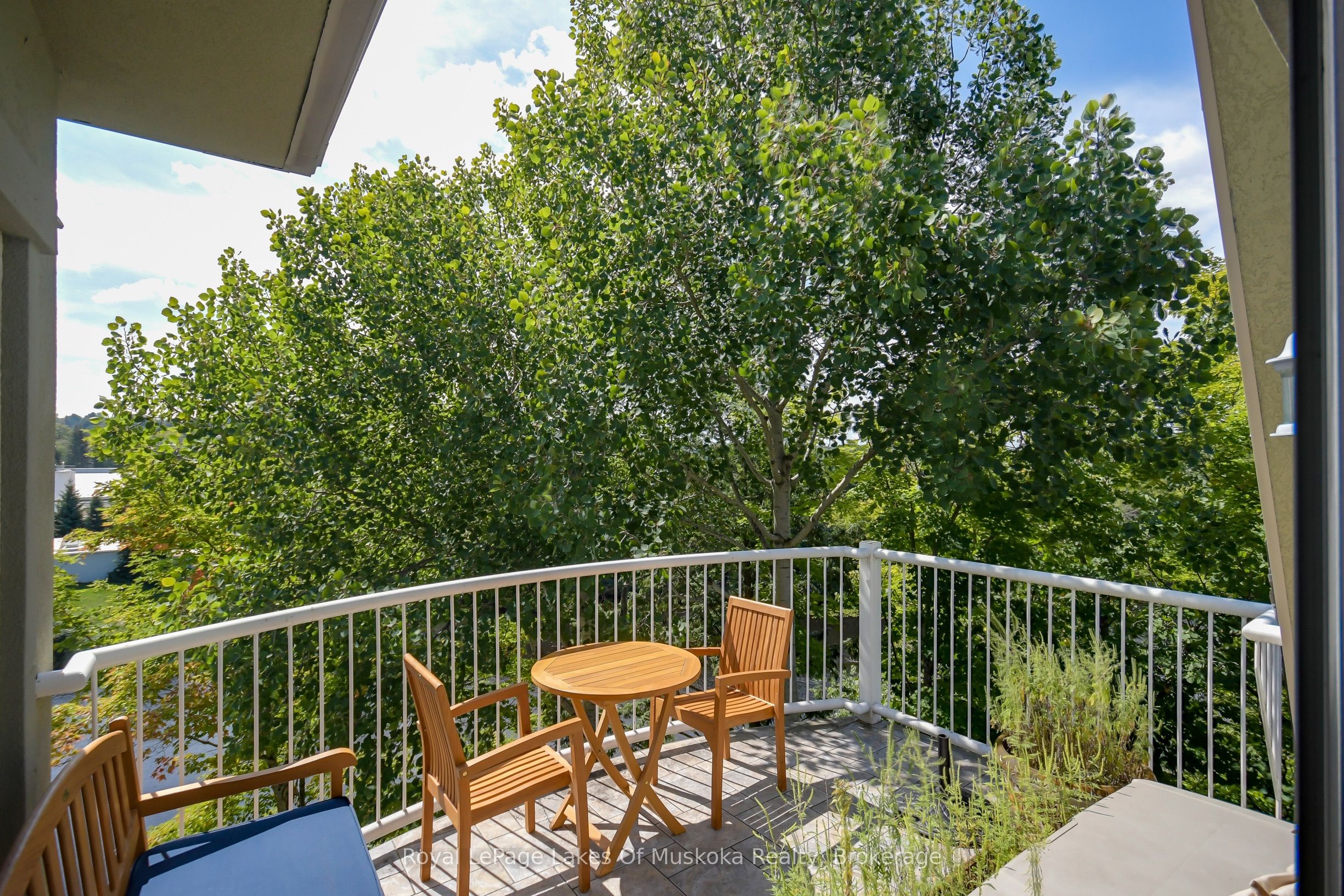 31 Dairy Lane 401 Property Photo 19