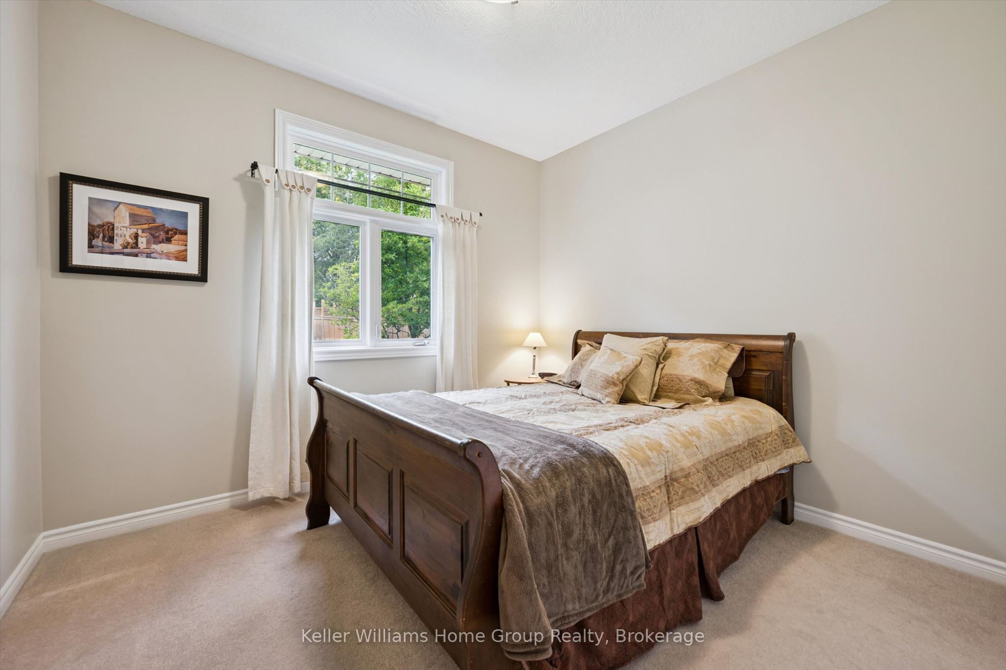86 York Street E Property Photo 20