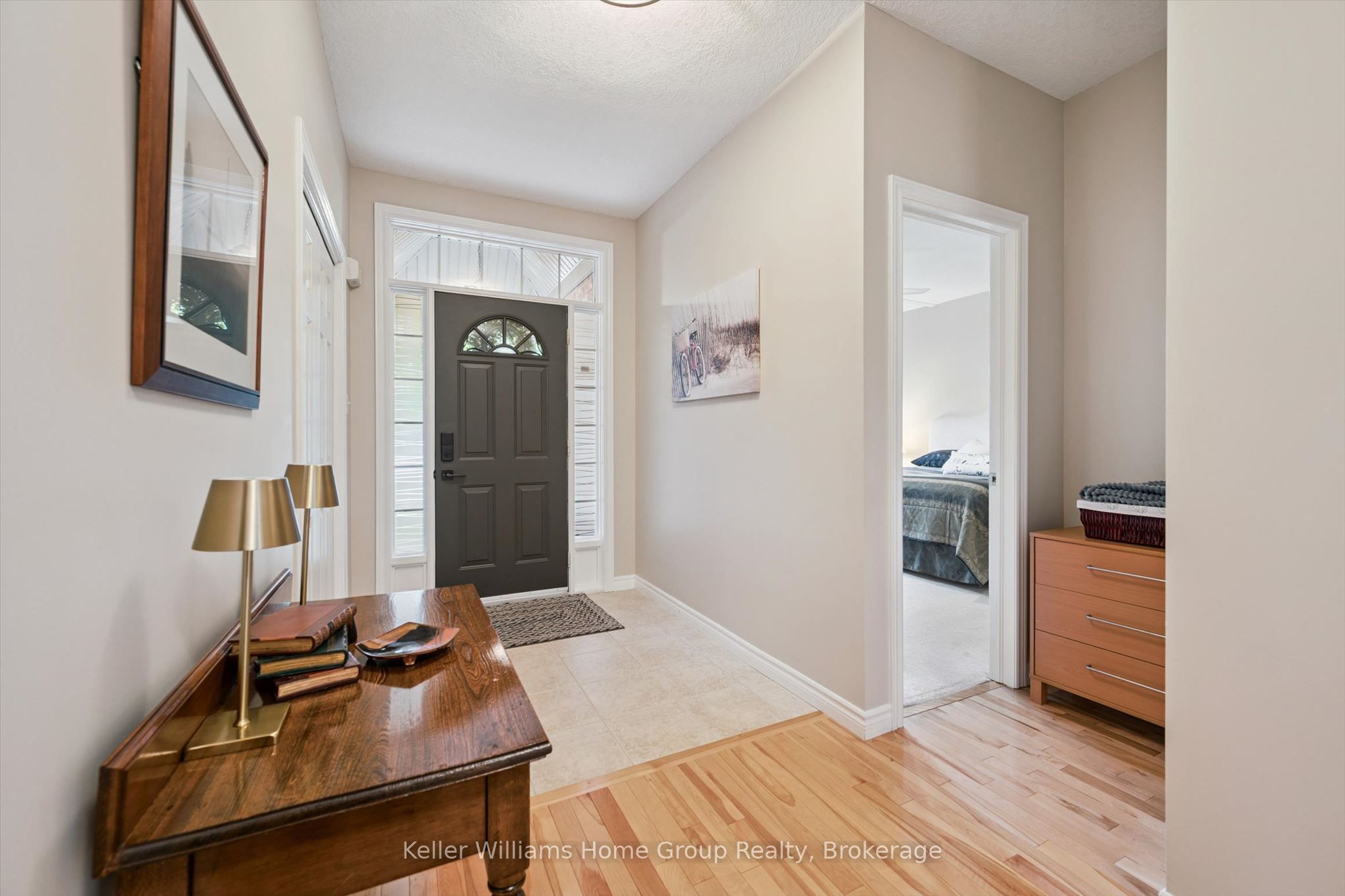 86 York Street E Property Photo 25
