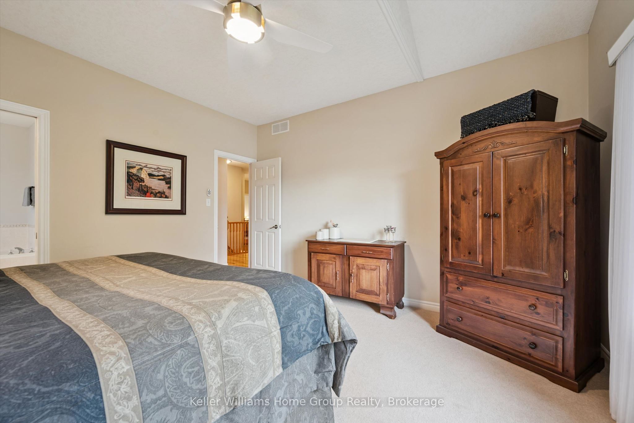 86 York Street E Property Photo 27