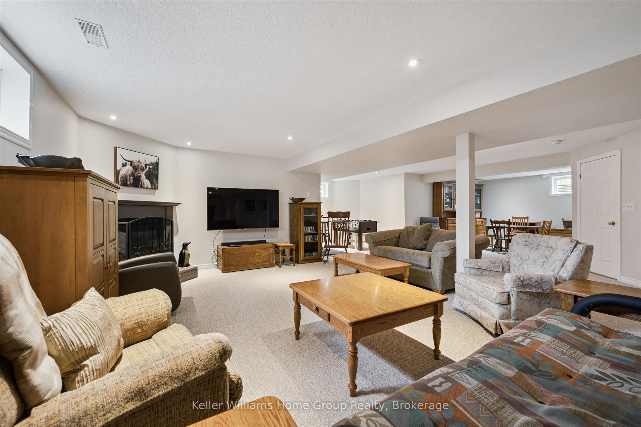 86 York Street E Property Photo 32