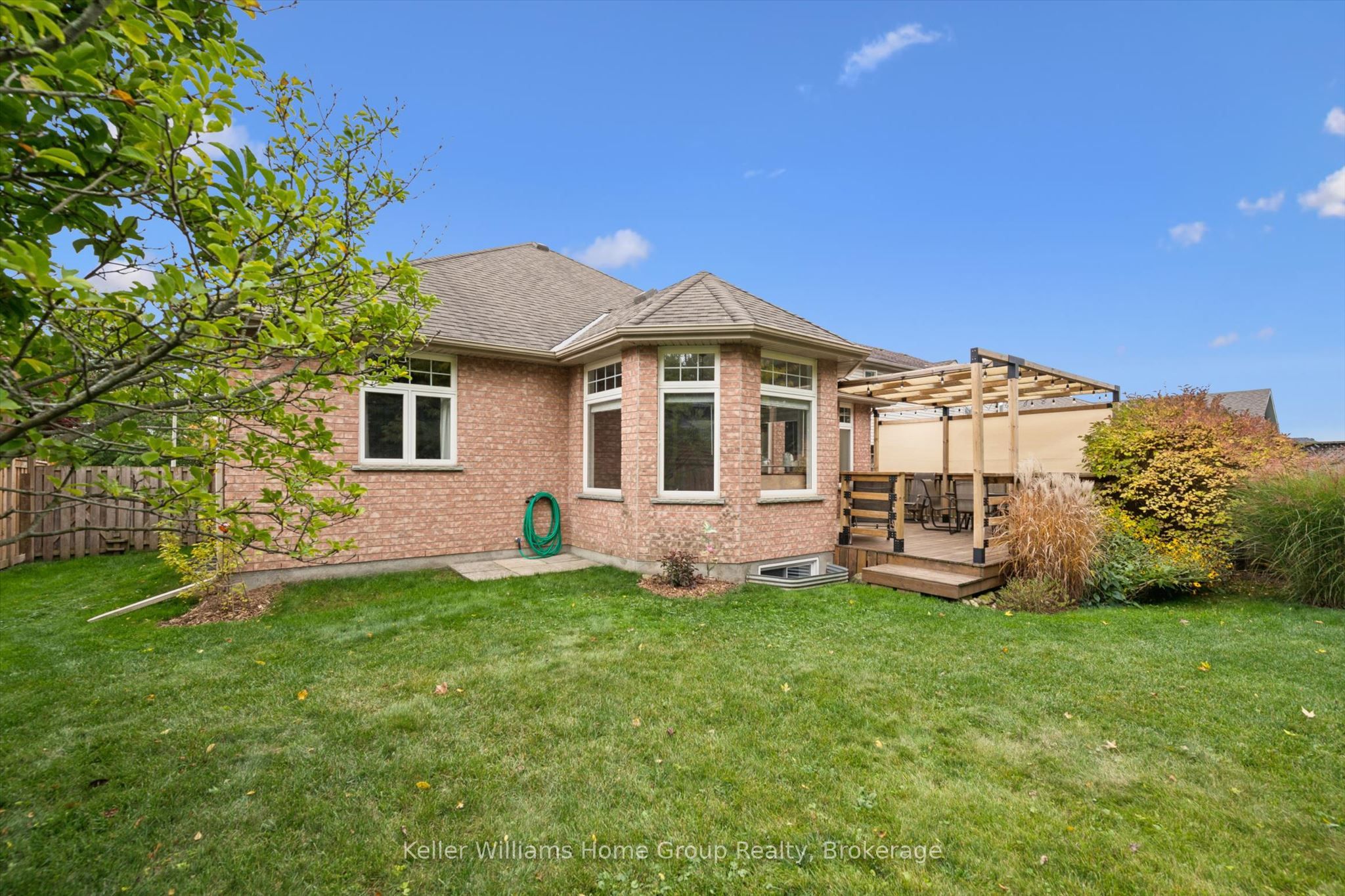 86 York Street E Property Photo 43