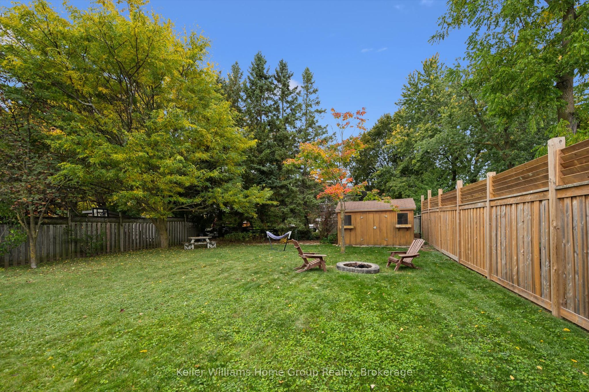 86 York Street E Property Photo 46