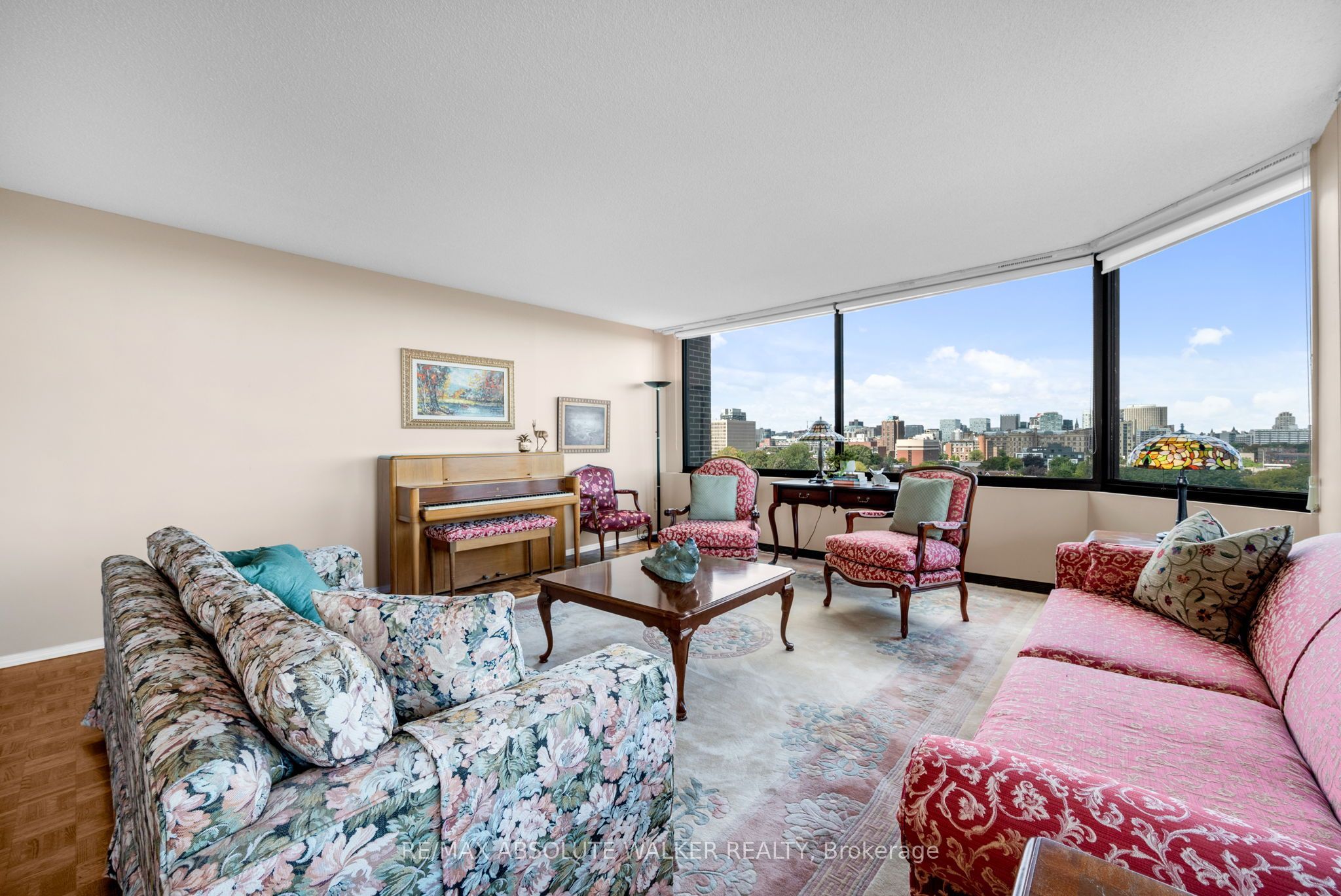 300 Queen Elizabeth Drive 9b Property Photo 13