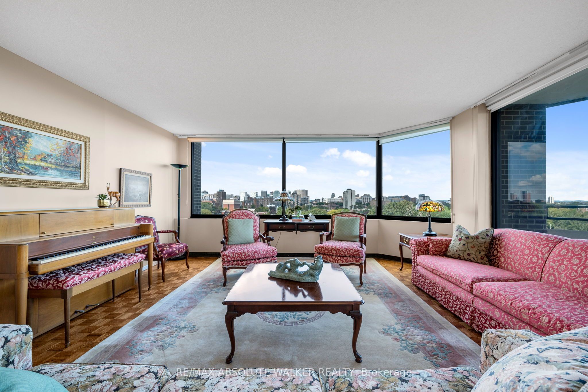 300 Queen Elizabeth Drive 9b Property Photo 16