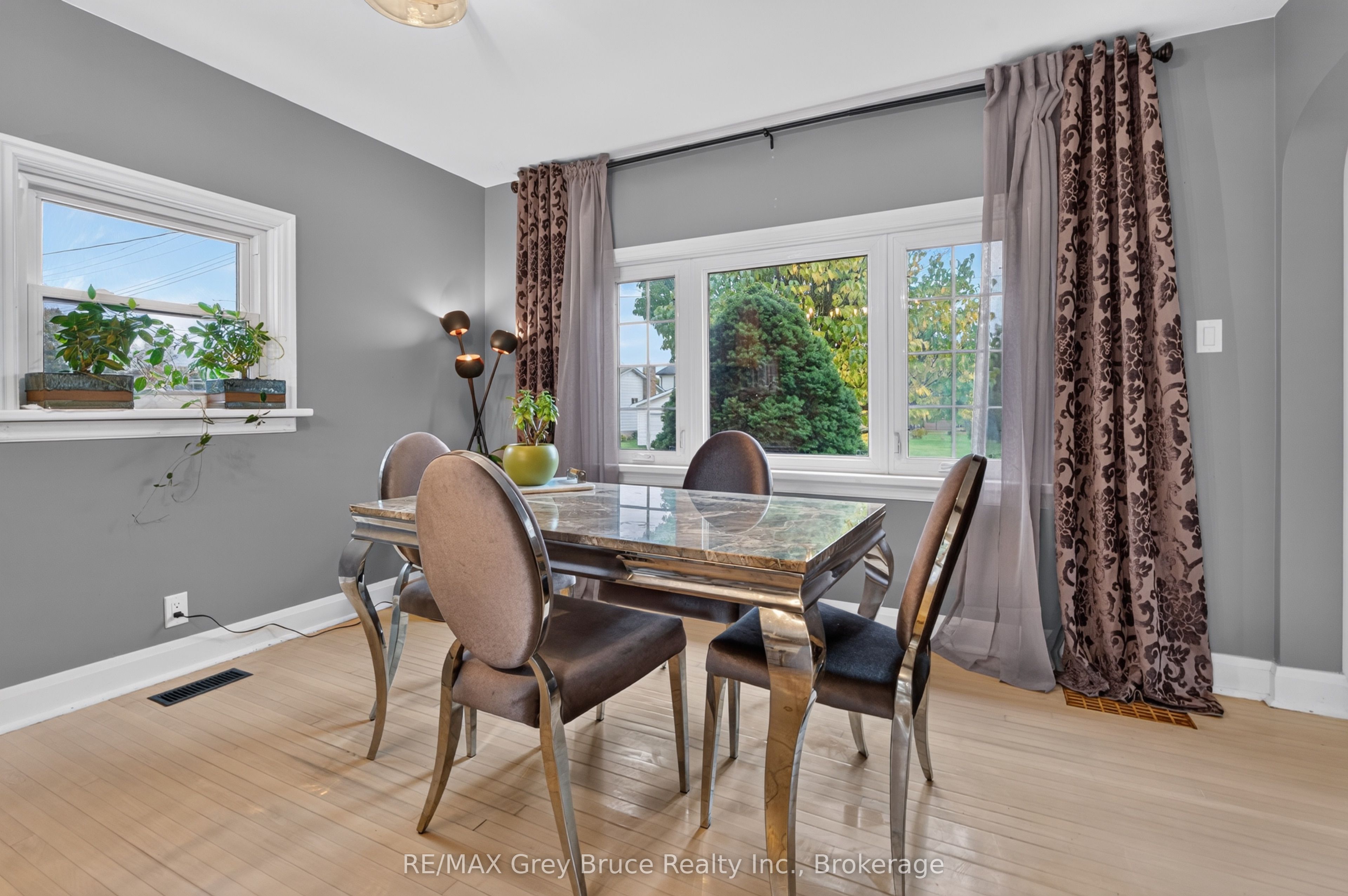 22 Cruickshank Street Property Photo 14