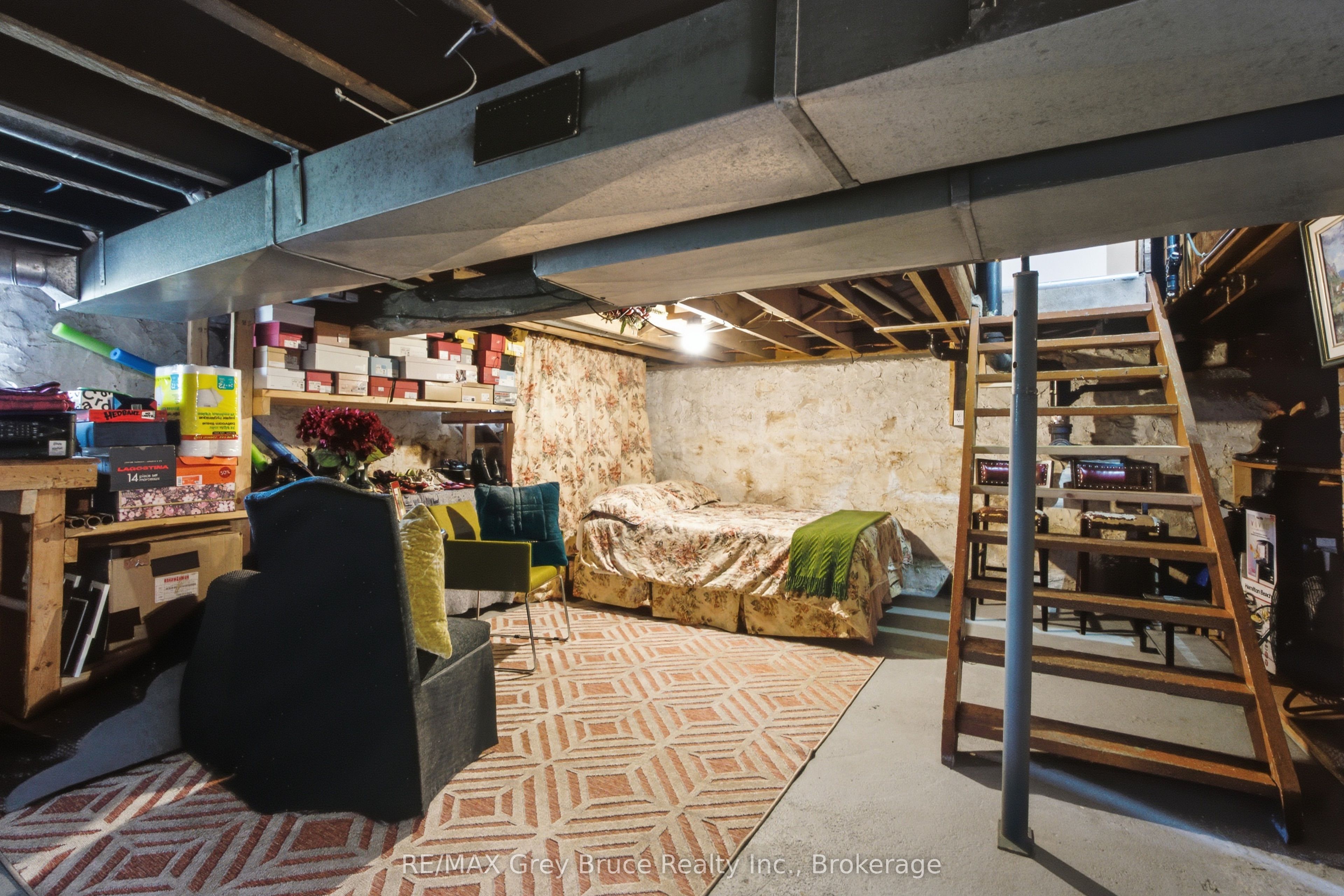 22 Cruickshank Street Property Photo 44
