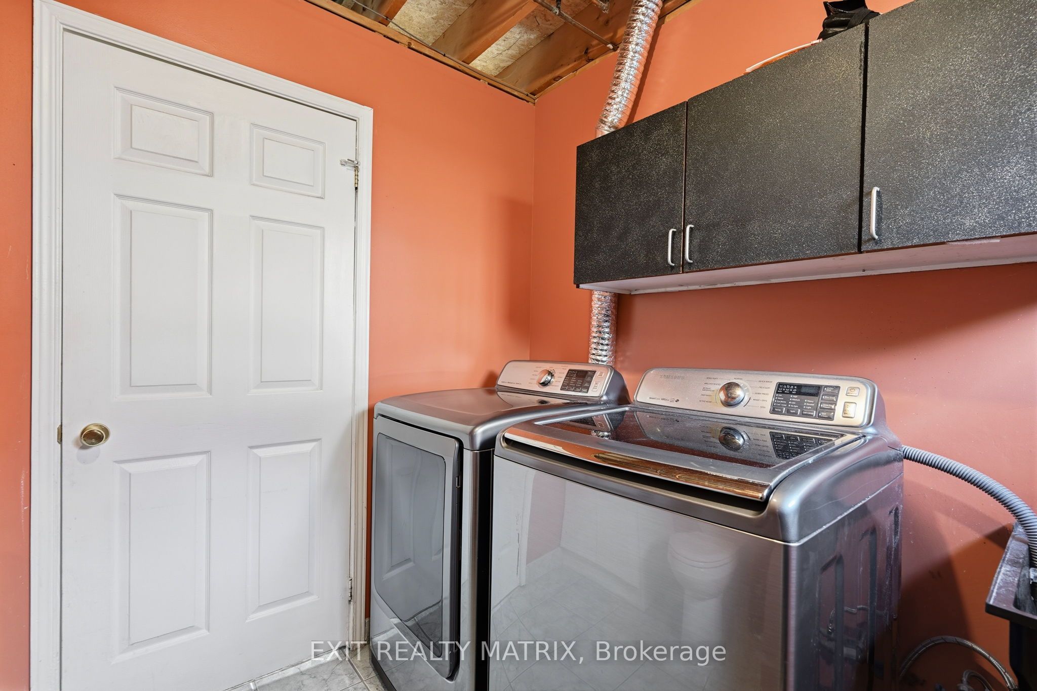 2 Maheu Street Property Photo 28