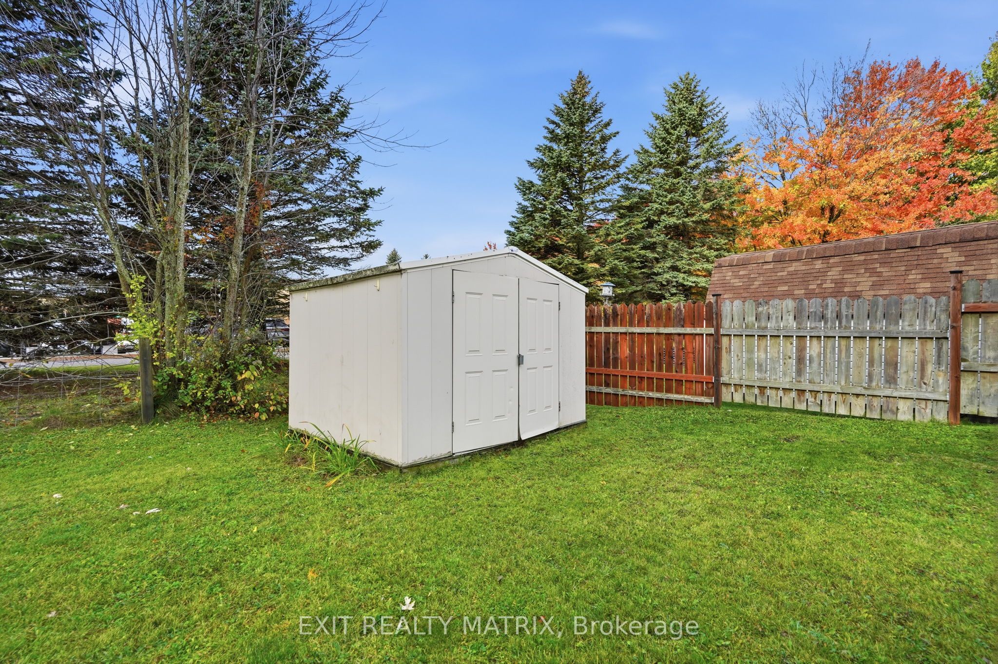 2 Maheu Street Property Photo 32