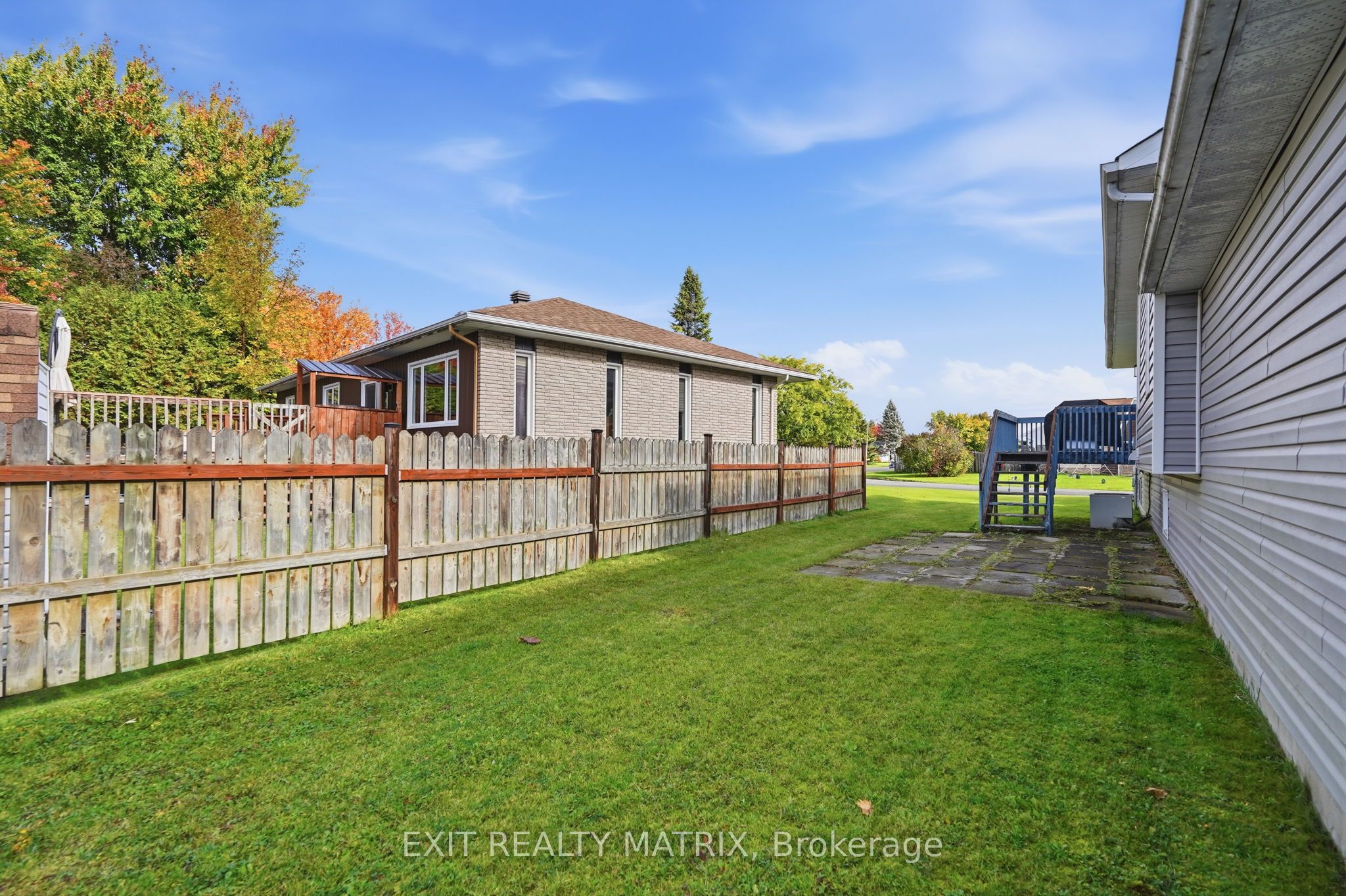 2 Maheu Street Property Photo 33
