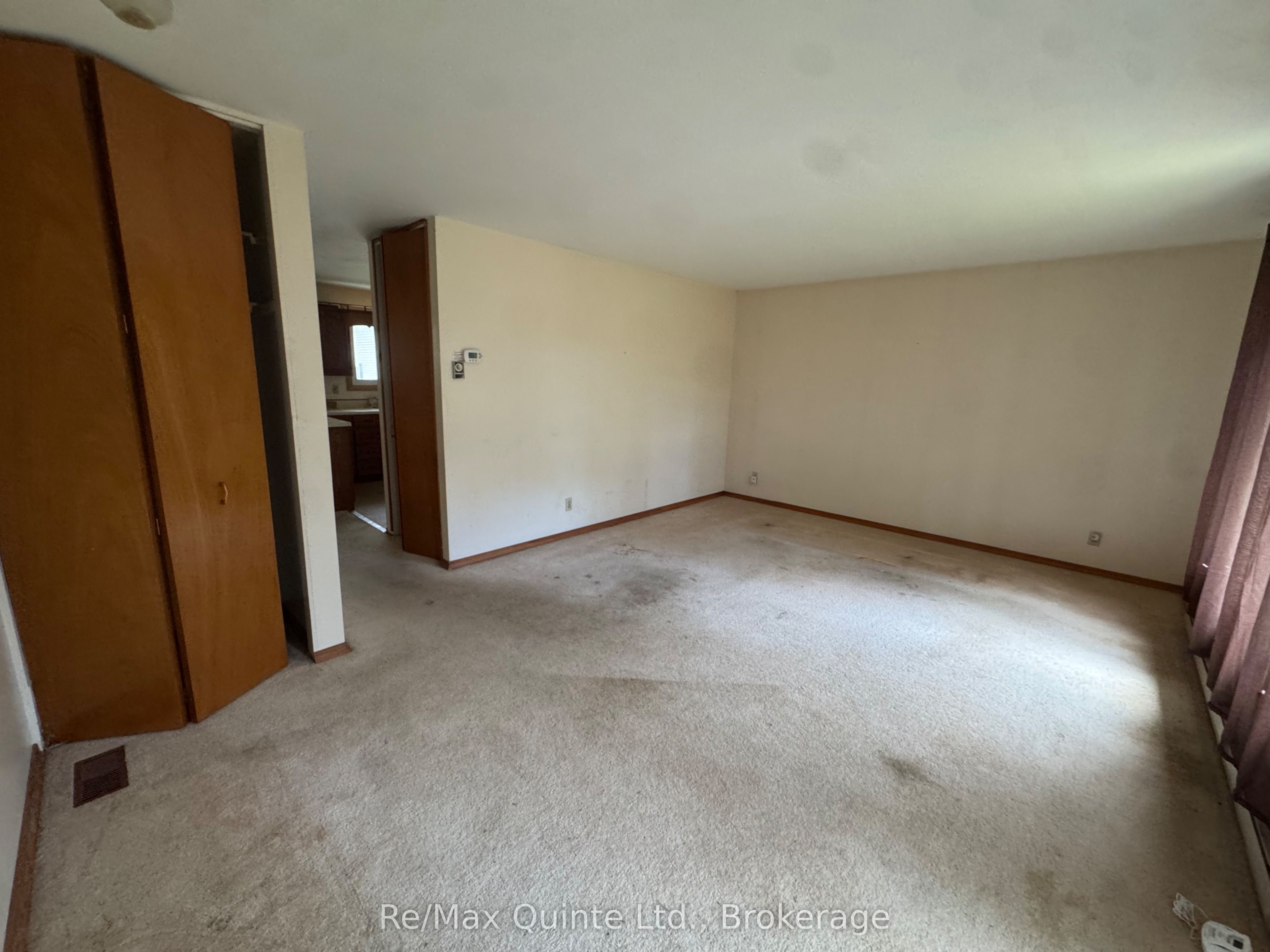 20 Ross Avenue Property Photo 14