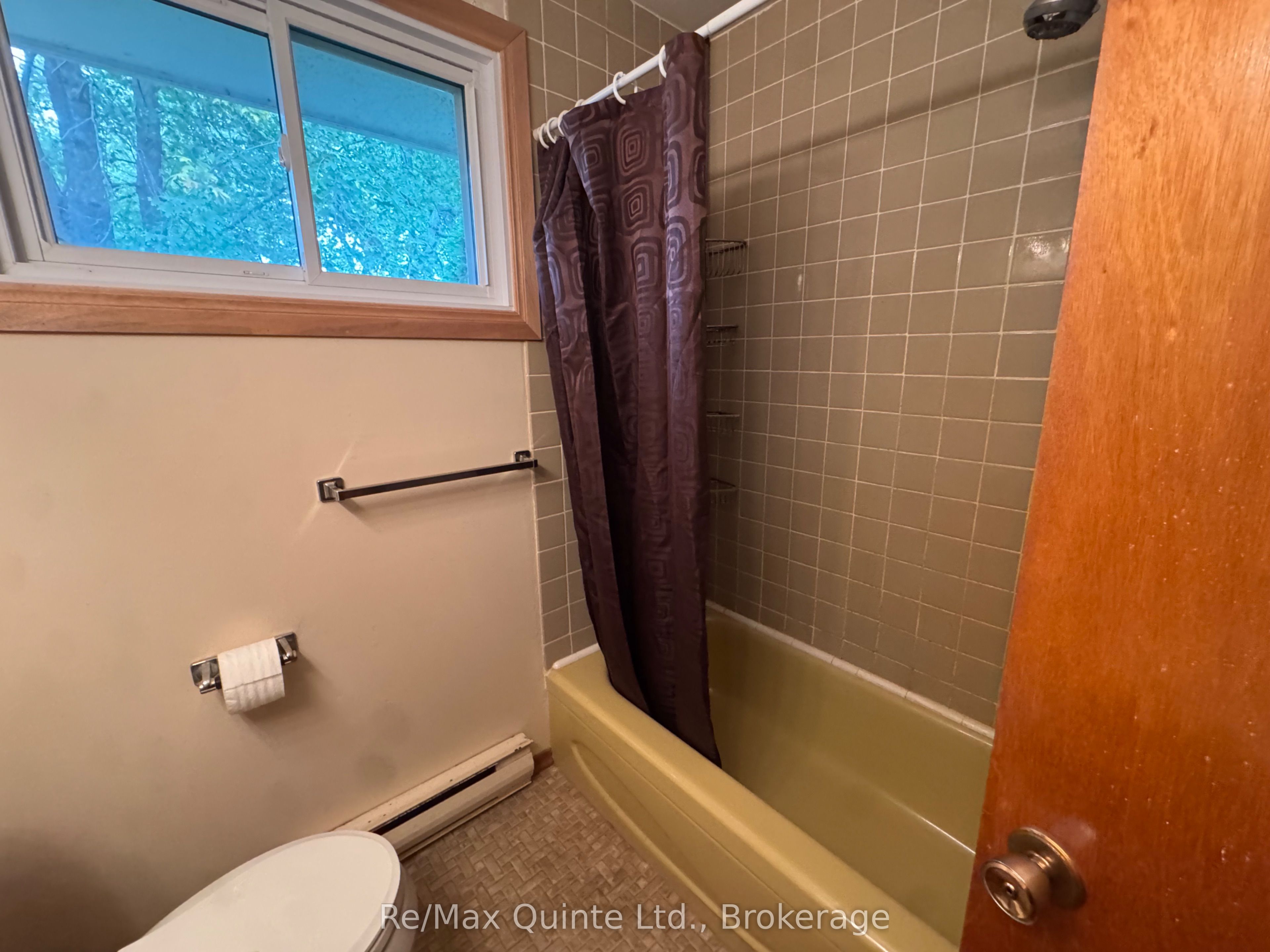 20 Ross Avenue Property Photo 18