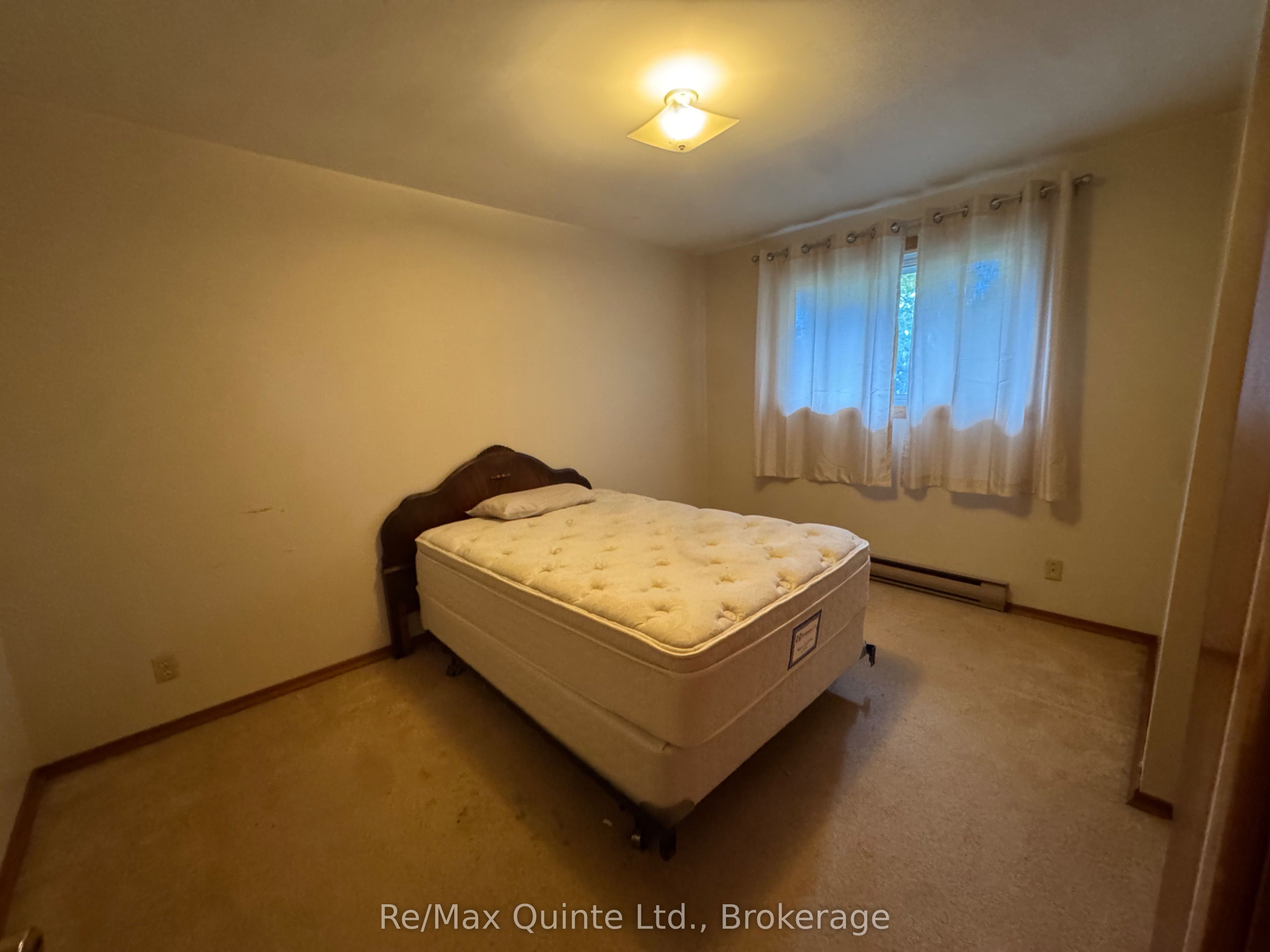 20 Ross Avenue Property Photo 21